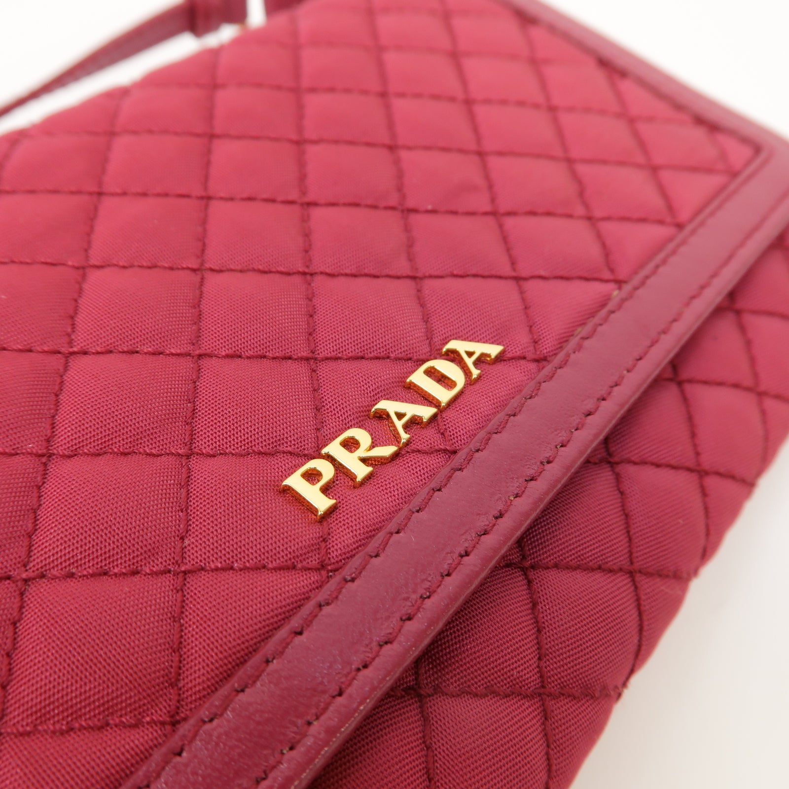 PRADA 【激減優惠】尼龍Shoulder Bag金扣肩背袋粉紅色