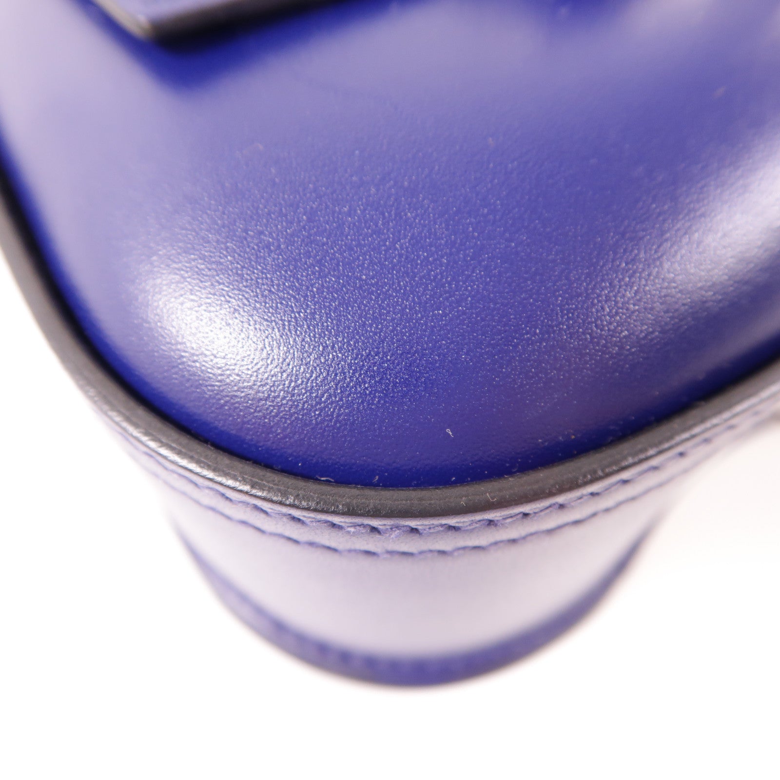 HERMES Tadelakt皮革Della Cavalleria Mini銀扣肩背袋Bleu Saphir