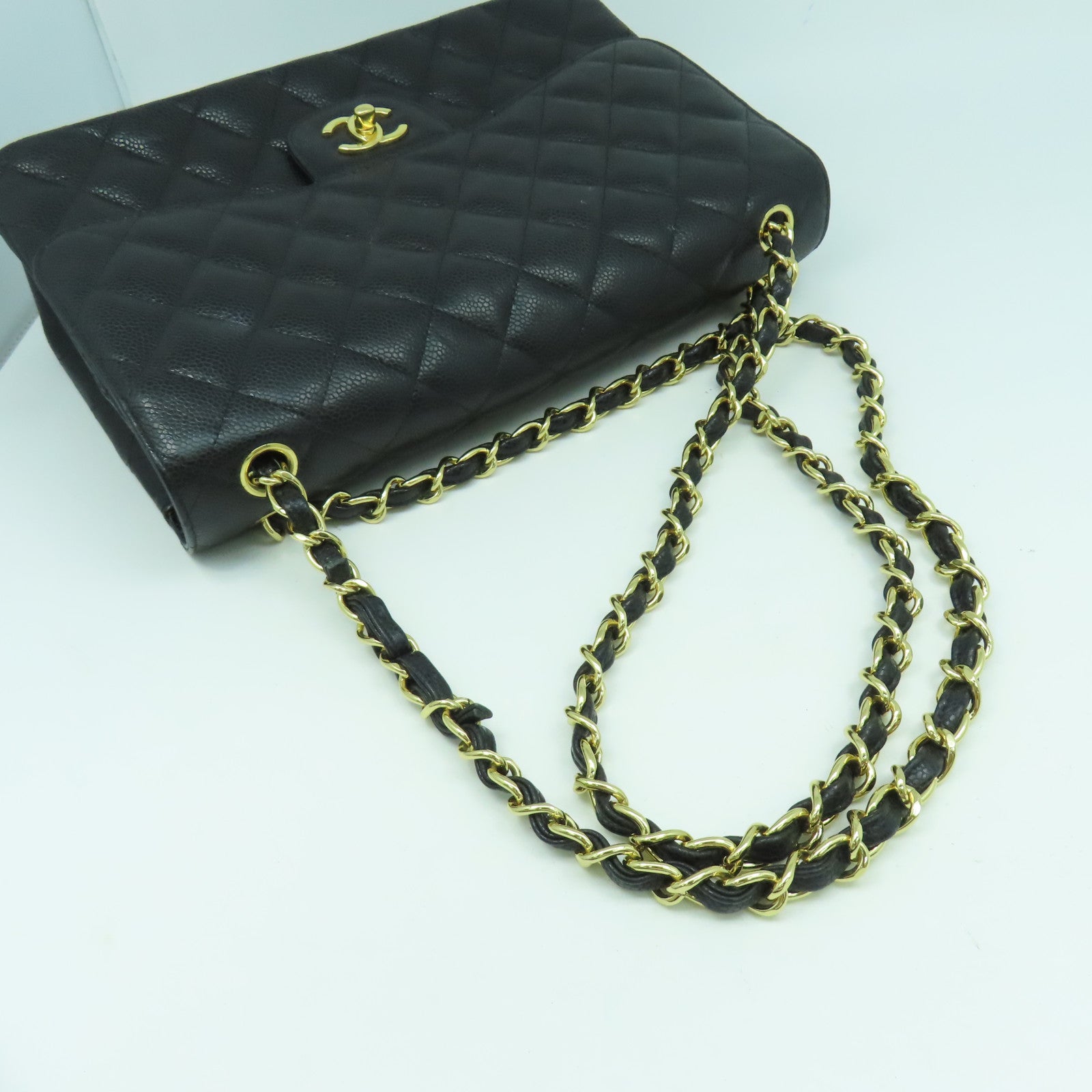 CHANEL 【激減優惠】菱格Caviar皮革Classicr金扣鏈帶肩背袋黑色