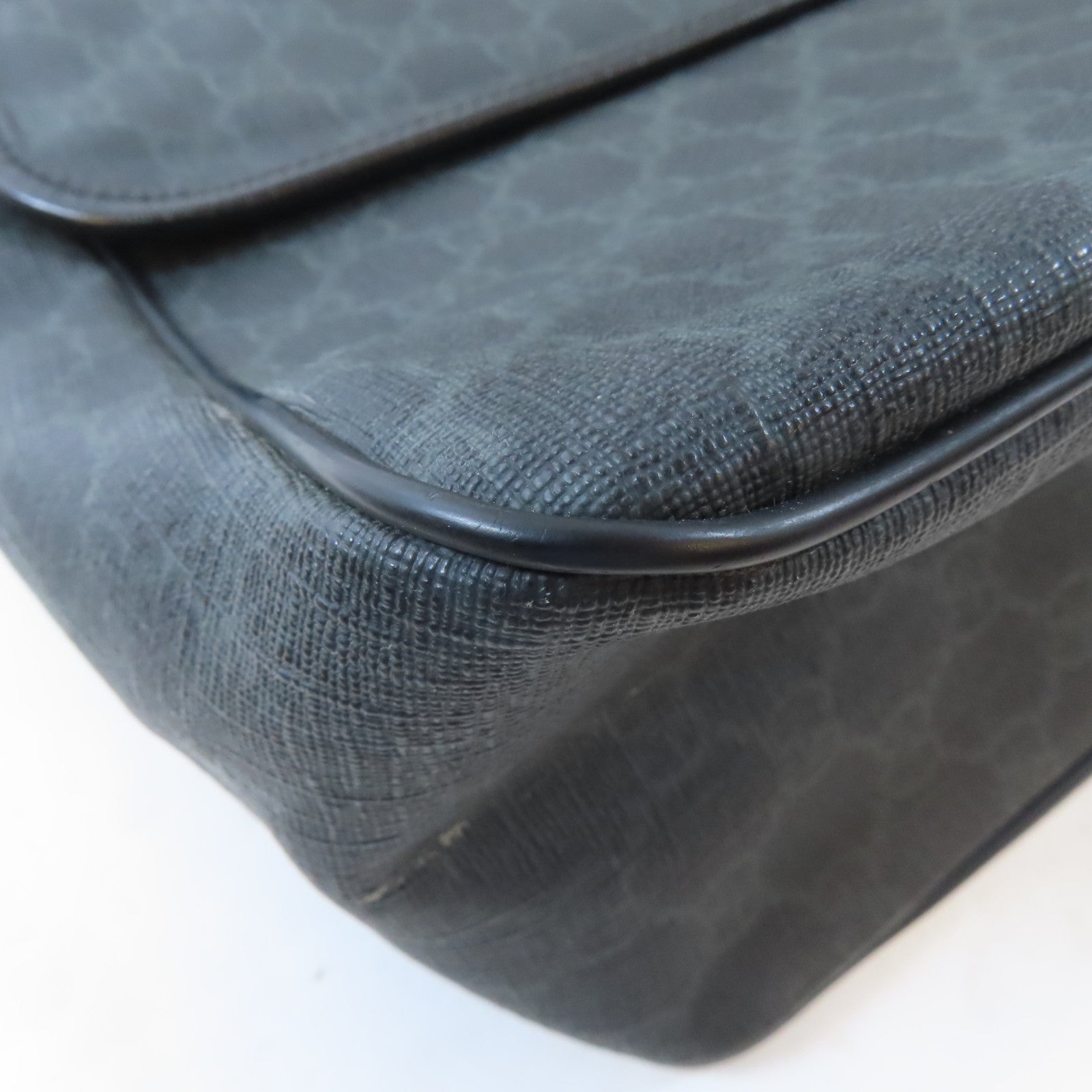 GUCCI 塗層帆布Shoulder Bag銀扣肩背袋黑色