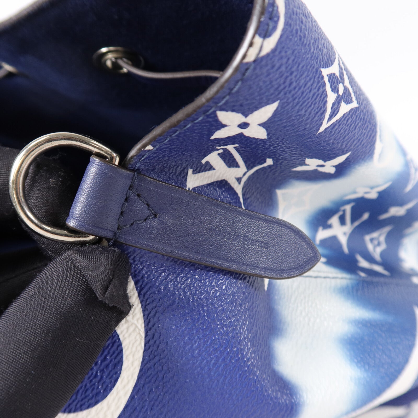 LOUIS VUITTON Monogram Escale Neo Noe肩背袋
