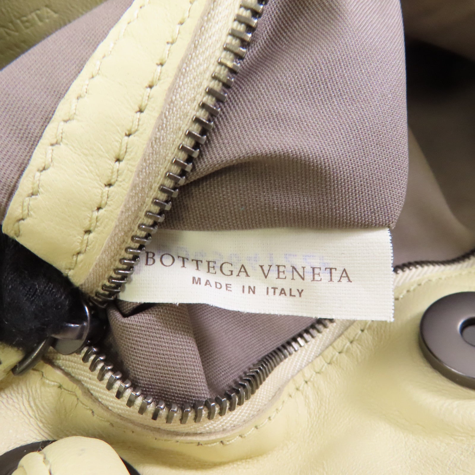 BOTTEGA VENETA 皮革Handbag銀扣手挽袋米色