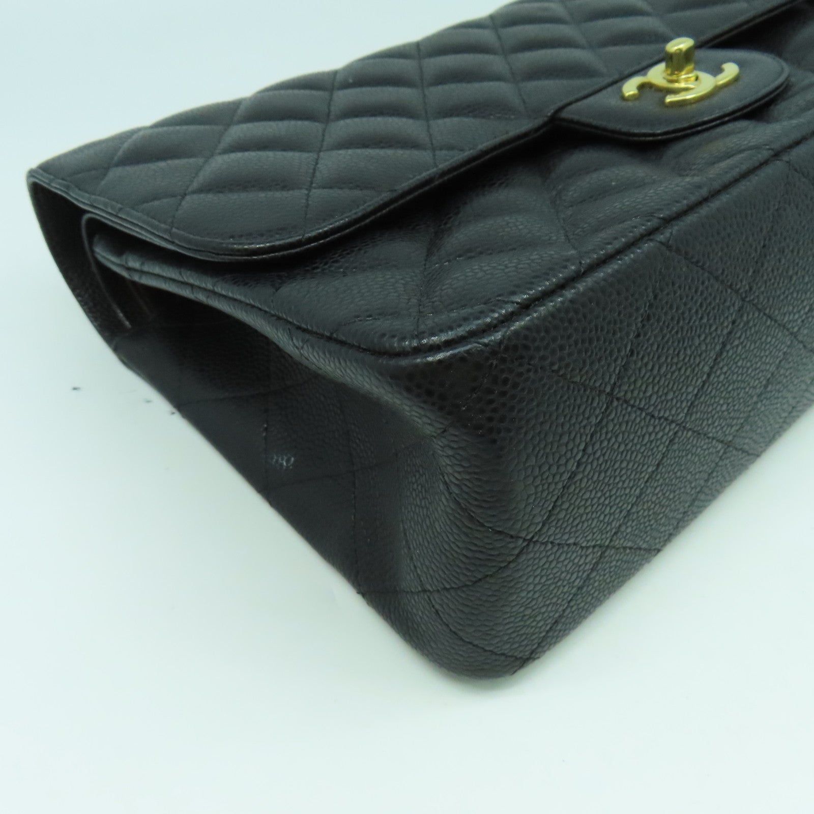 CHANEL 【激減優惠】菱格Caviar皮革Classicr金扣鏈帶肩背袋黑色