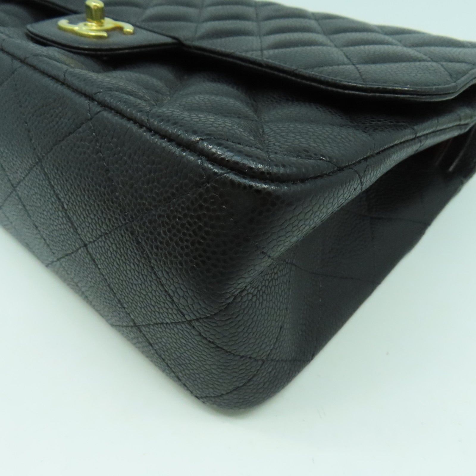 CHANEL 【激減優惠】菱格Caviar皮革Classicr金扣鏈帶肩背袋黑色