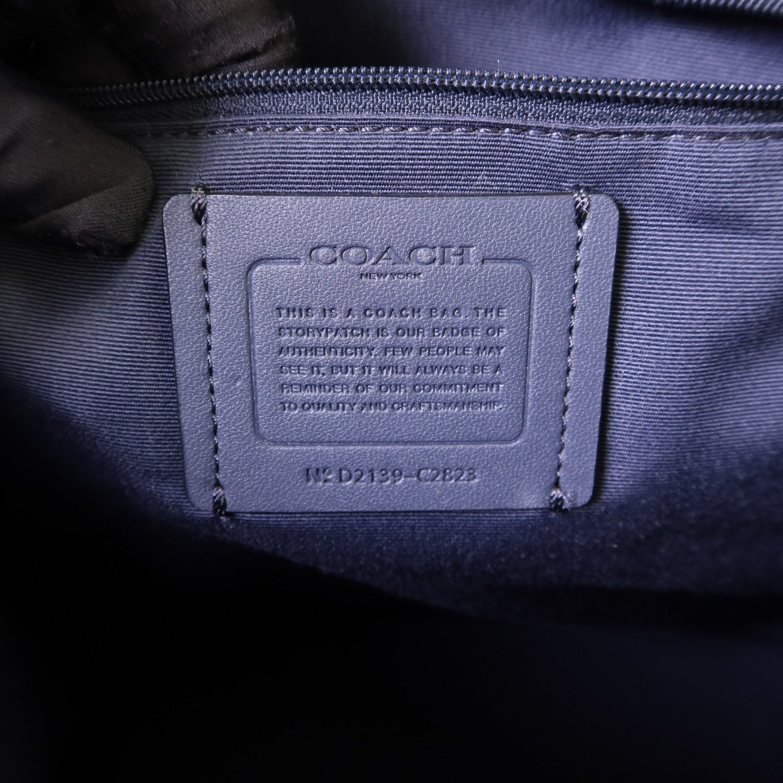 COACH 帆布Dempsey Tote Bag金扣手挽袋