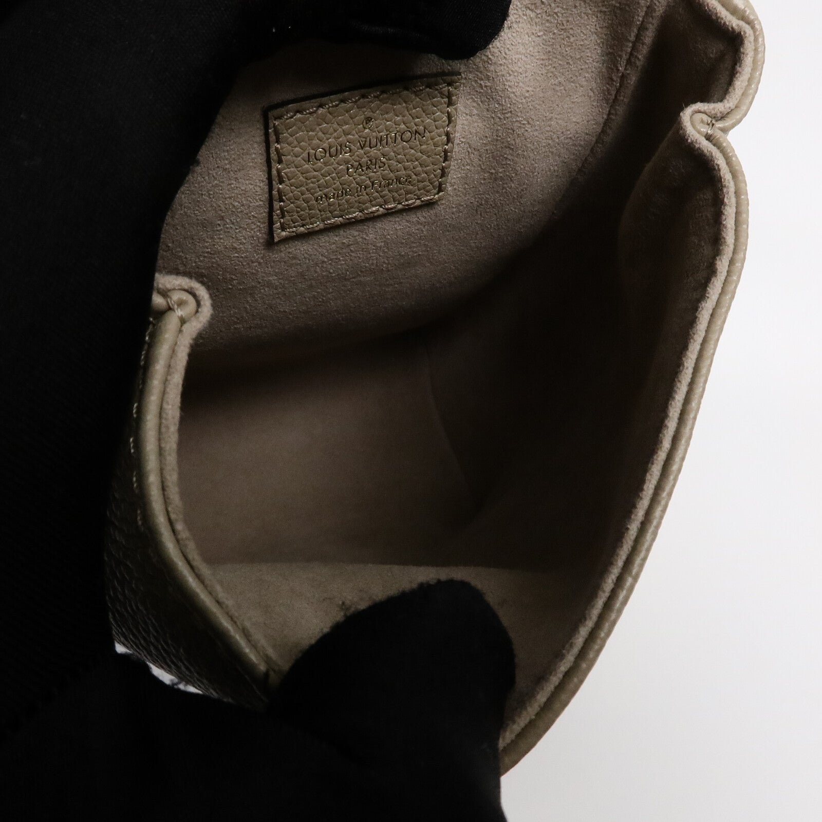 LOUIS VUITTON Monogram Empreinte Tiny Backpack背包
