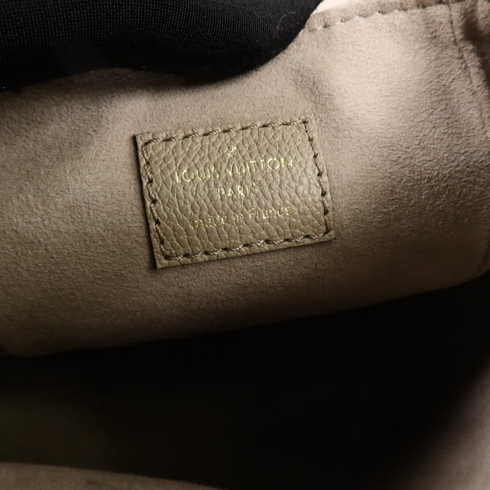 LOUIS VUITTON Monogram Empreinte Tiny Backpack背包