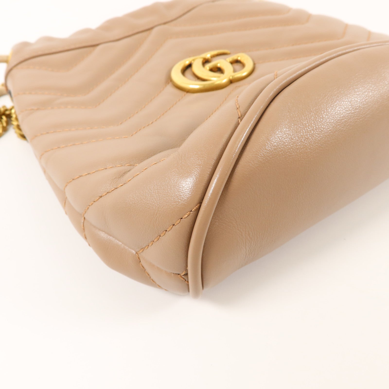 GUCCI 牛皮皮革GG Marmont Mini Bucket鏈帶肩背袋