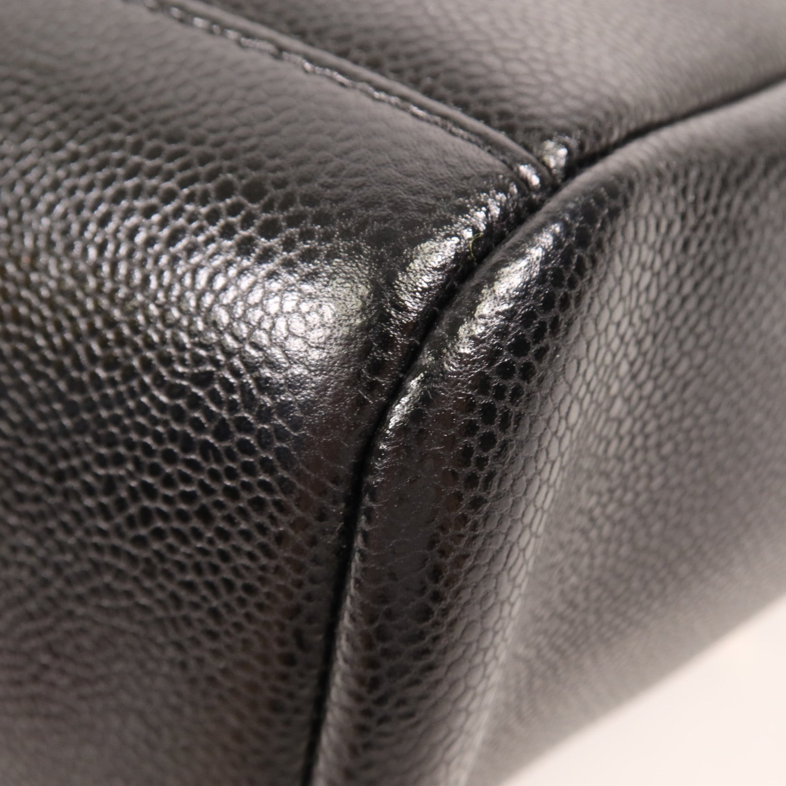 CHANEL 【激減優惠】牛皮皮革Bucket Bag金扣肩背袋