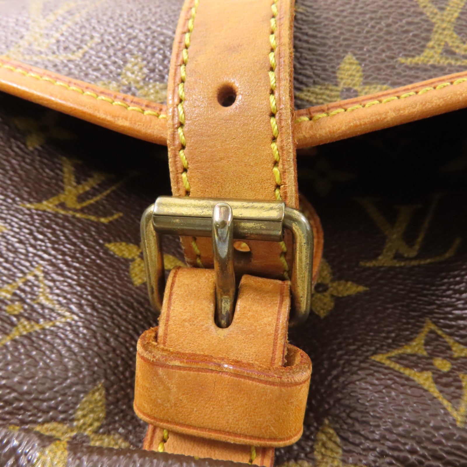 LOUIS VUITTON Monogram Saumur 30金扣肩背袋