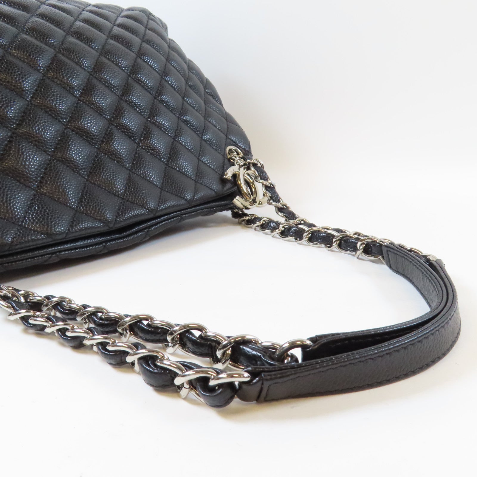 CHANEL 菱格牛皮皮革Chain Shoulder Bag銀扣鏈帶肩背袋黑色