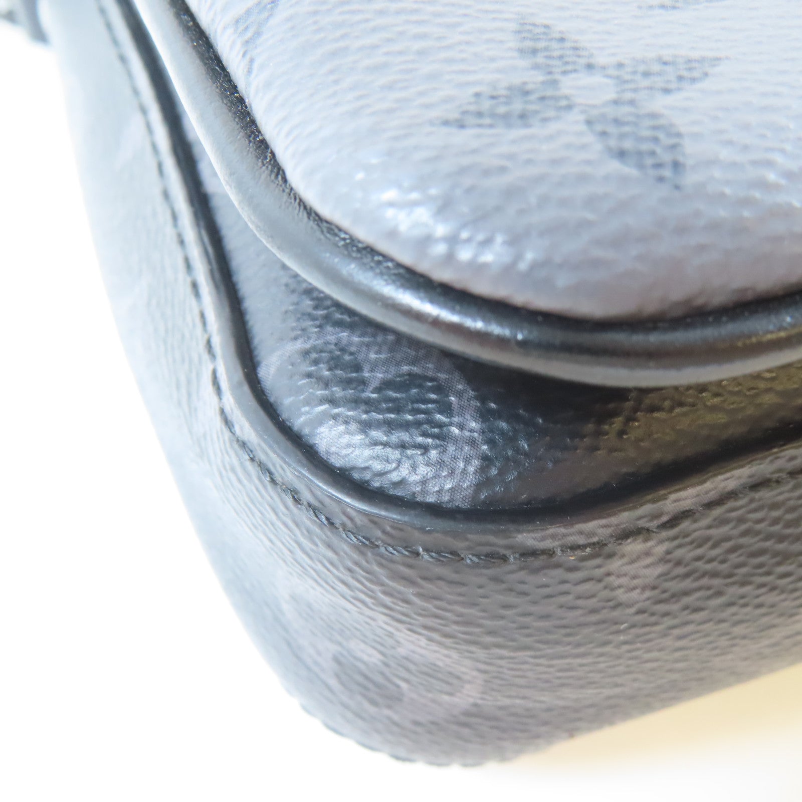 LOUIS VUITTON Monogram Eclipse Trio Messenger銀扣肩背袋黑色/灰色