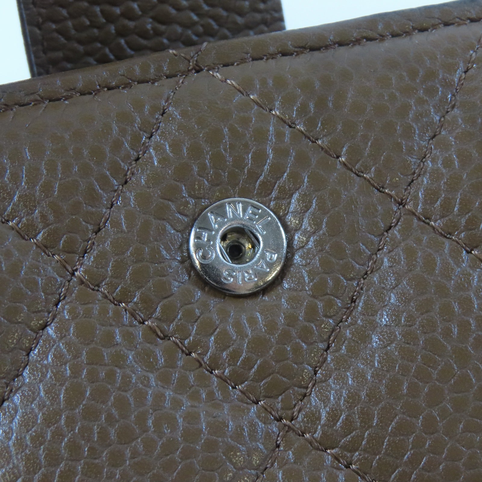 CHANEL 菱格Caviar皮革Bifold Wallet銀扣錢包啡色