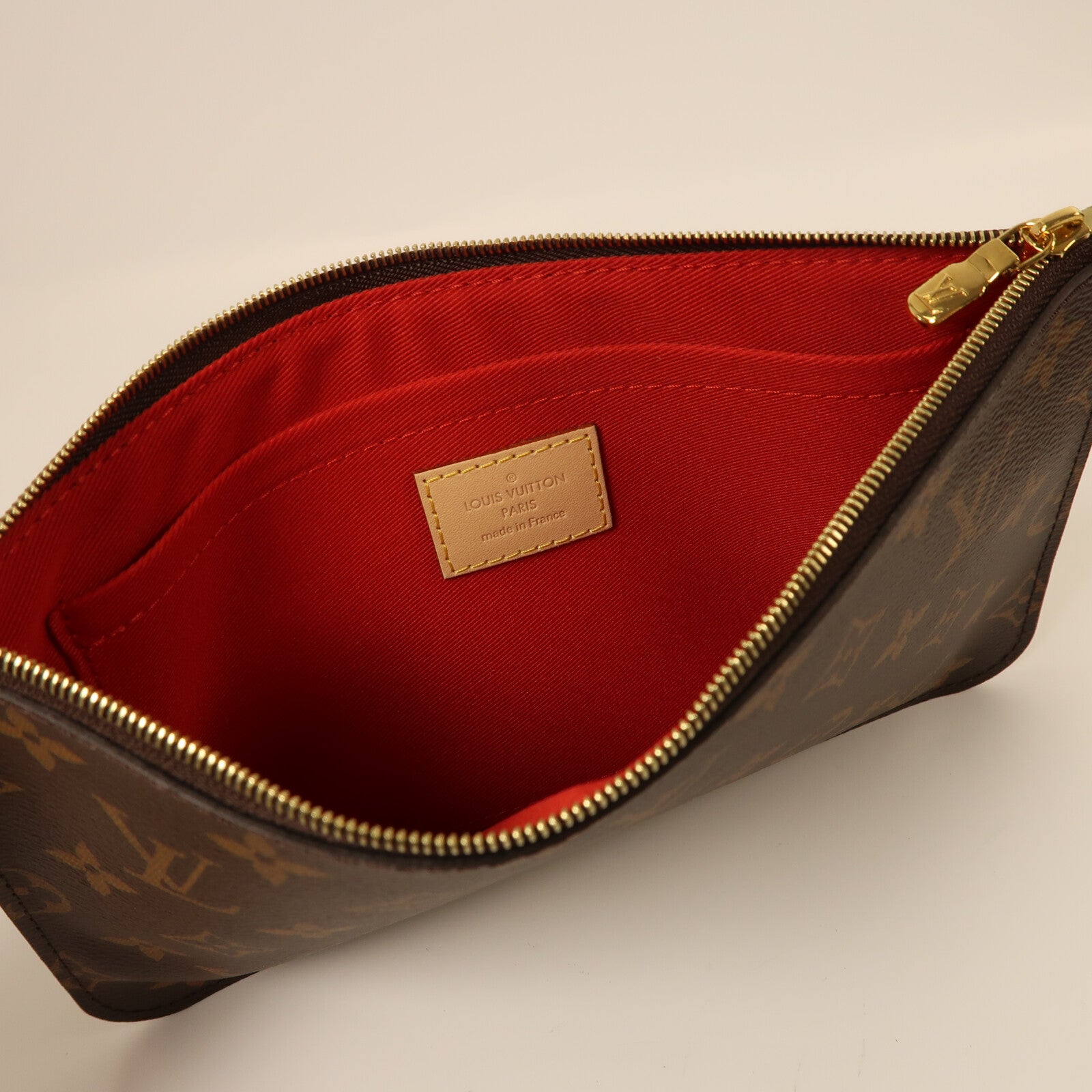 LOUIS VUITTON 【激減優惠】Monogram Carry It金扣肩背袋