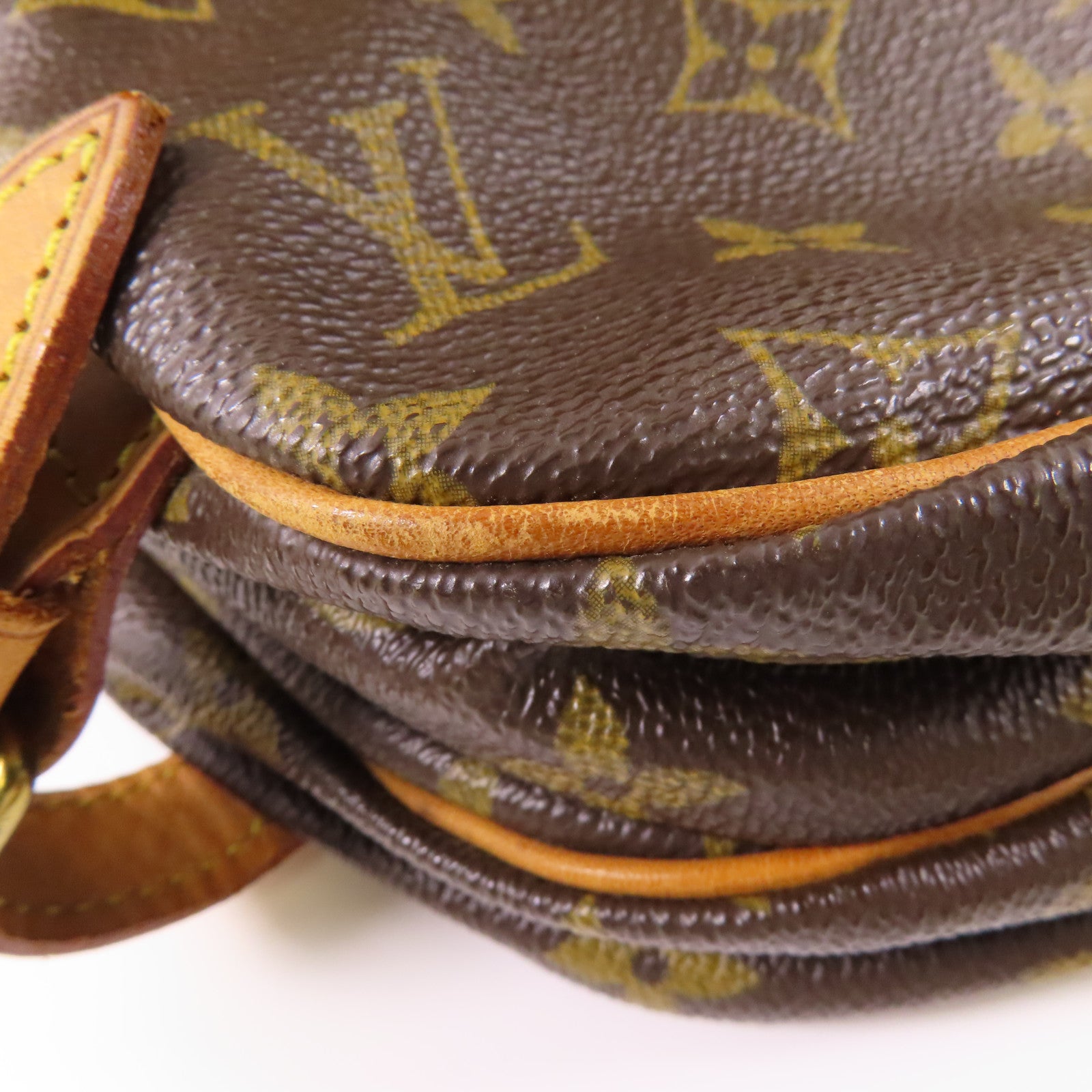 LOUIS VUITTON Monogram Saumur 30金扣肩背袋