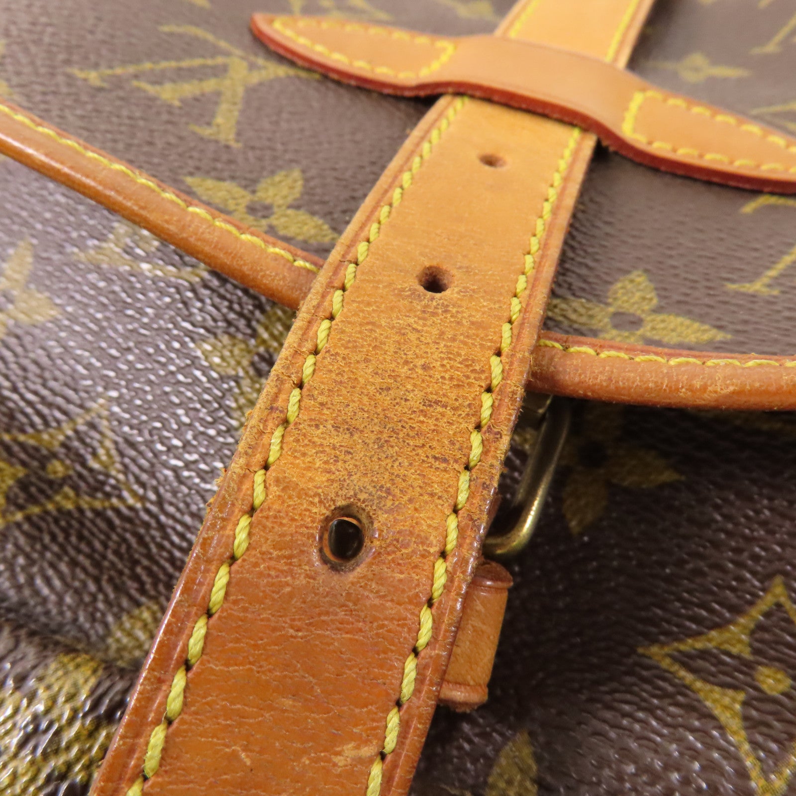 LOUIS VUITTON Monogram Saumur 30金扣肩背袋