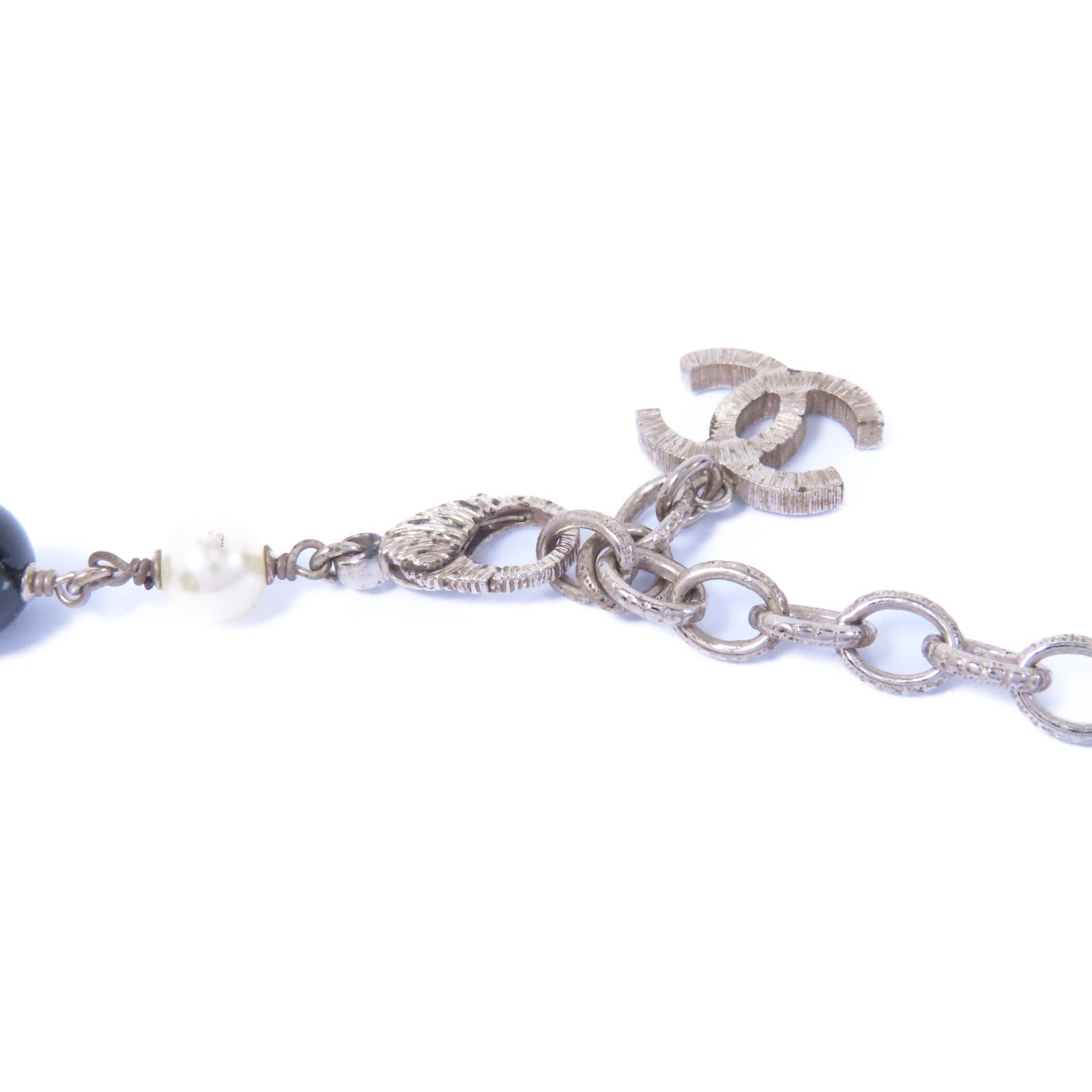 CHANEL 金屬Necklace銀扣項鍊銀色/黑色/白色