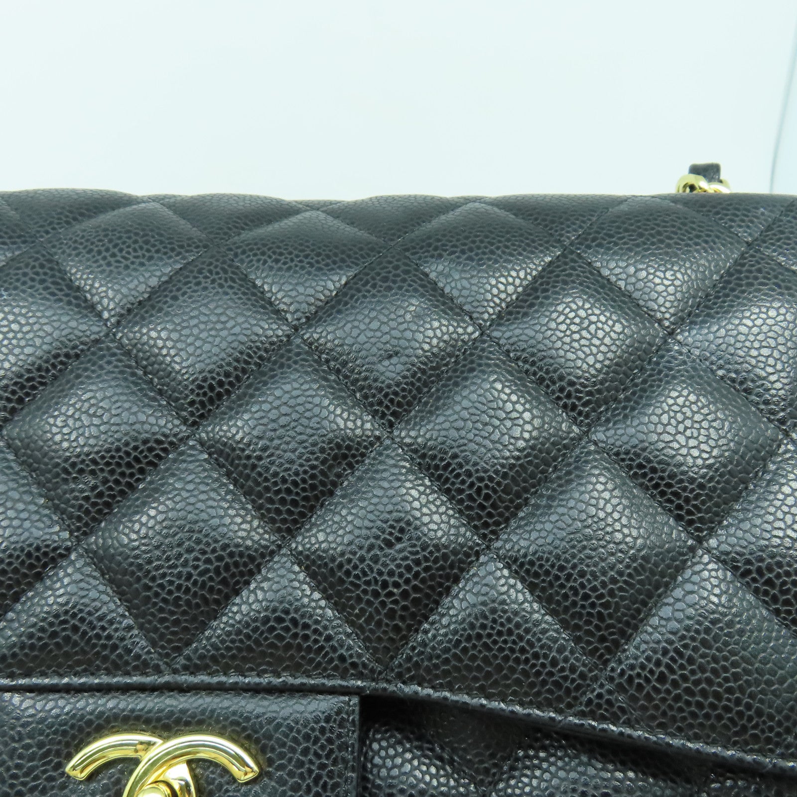 CHANEL 【激減優惠】菱格Caviar皮革Classicr金扣鏈帶肩背袋黑色