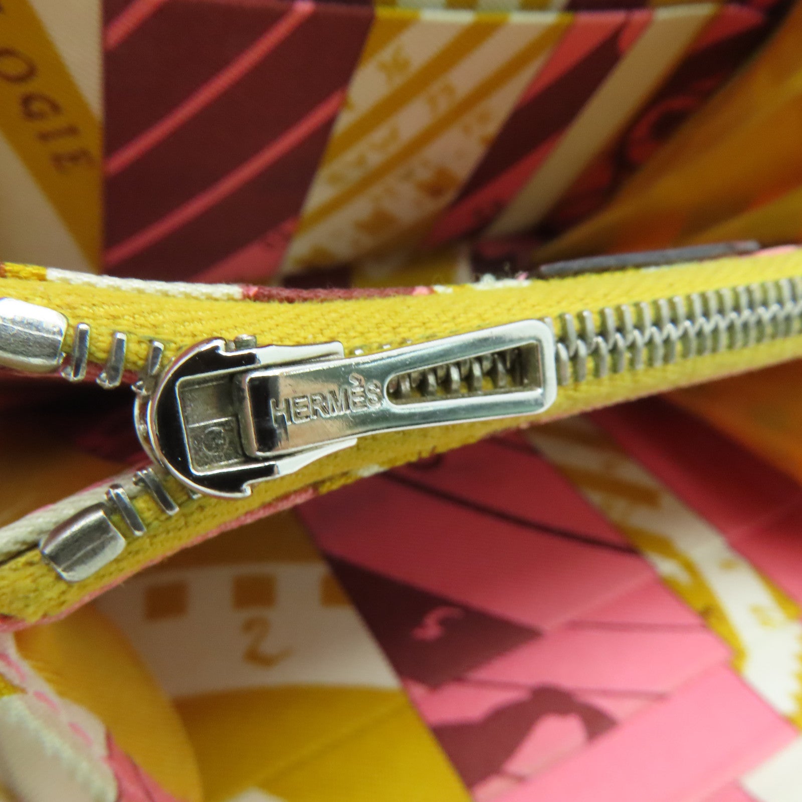 HERMES Epsom leather Silk in compact silver buckle coin purse maroon