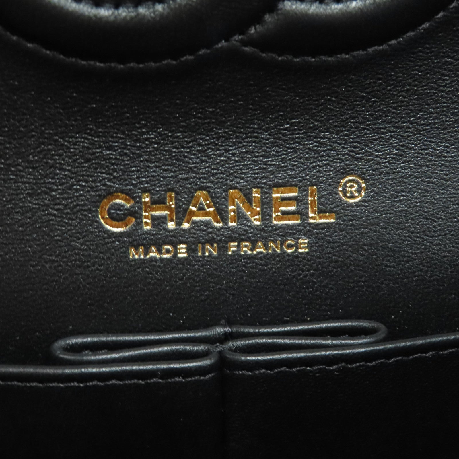 CHANEL 菱格羊皮皮革Classic Flap 25金扣鏈帶肩背袋黑色