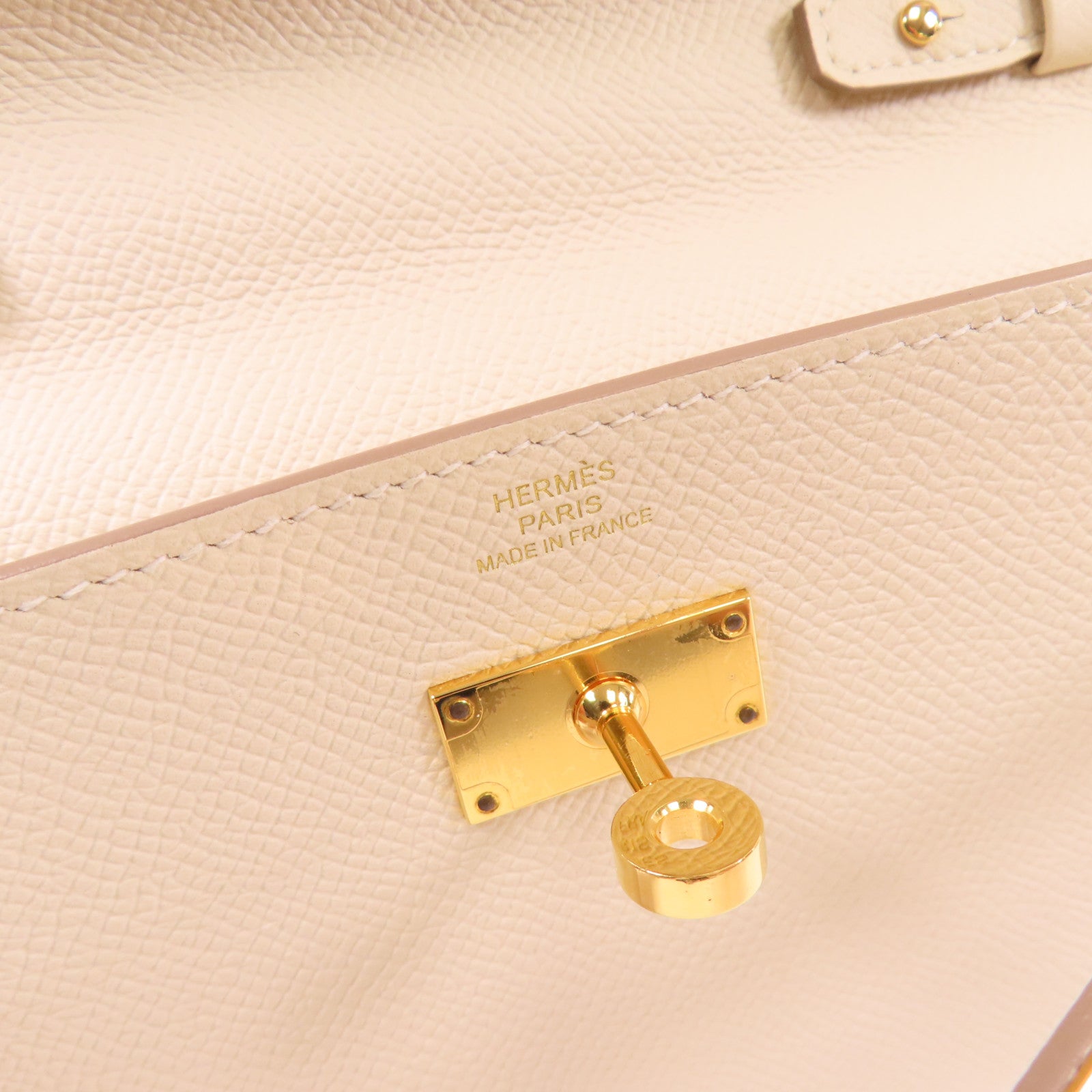 HERMES Epsom皮革Kelly To Go金扣肩背袋Craie