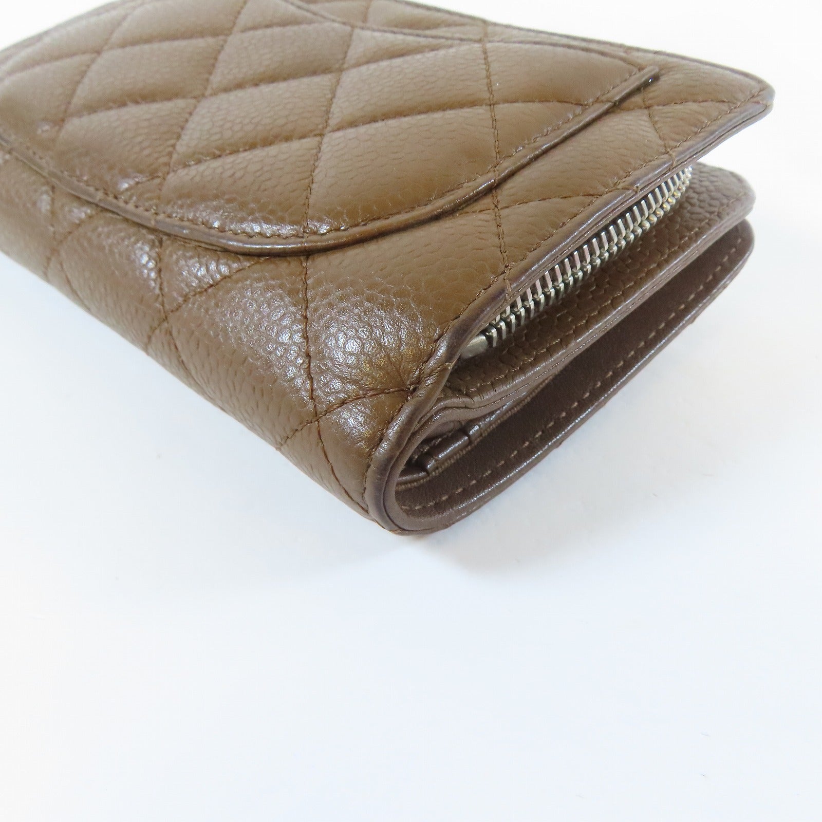 CHANEL 菱格Caviar皮革Bifold Wallet銀扣錢包啡色
