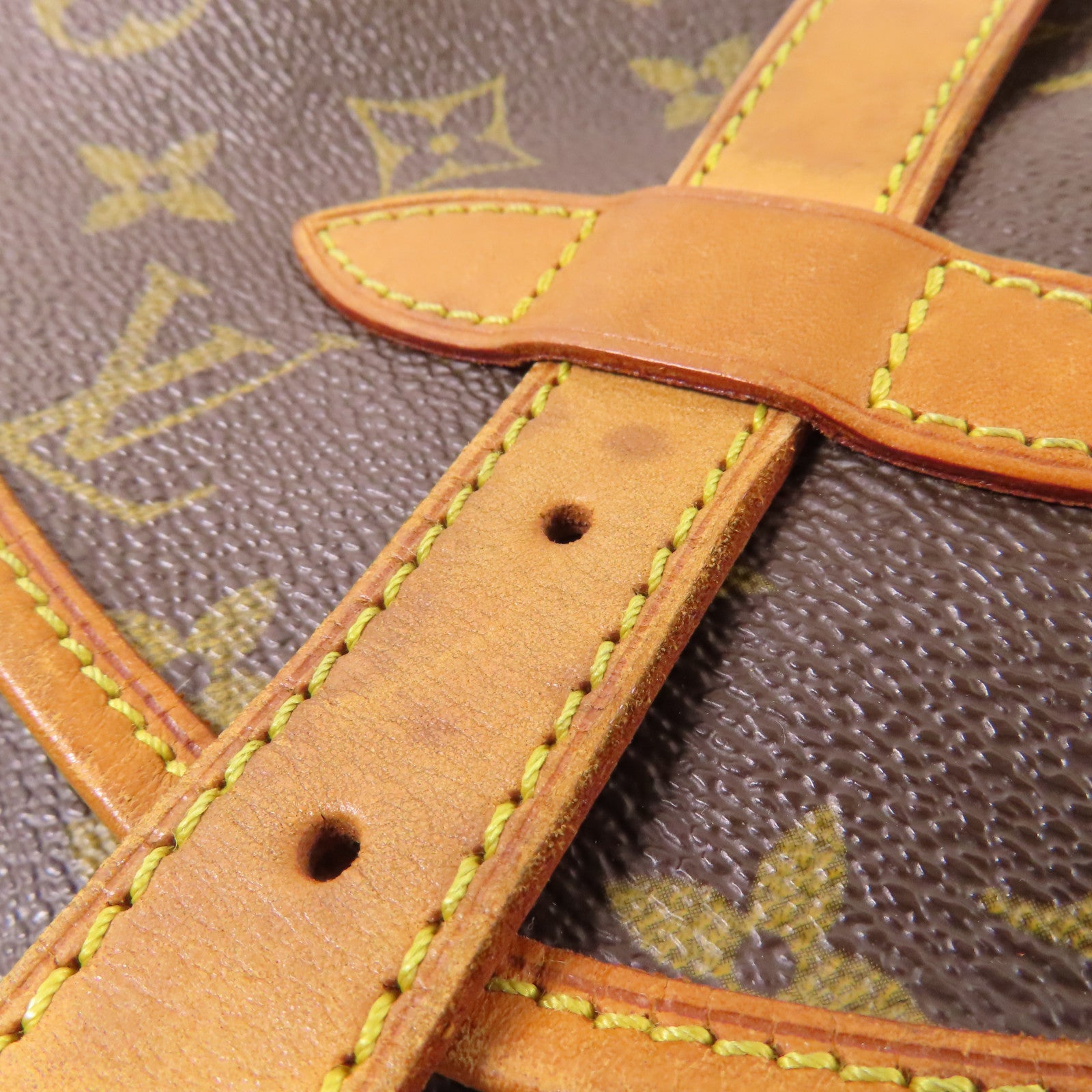 LOUIS VUITTON Monogram Saumur 30金扣肩背袋