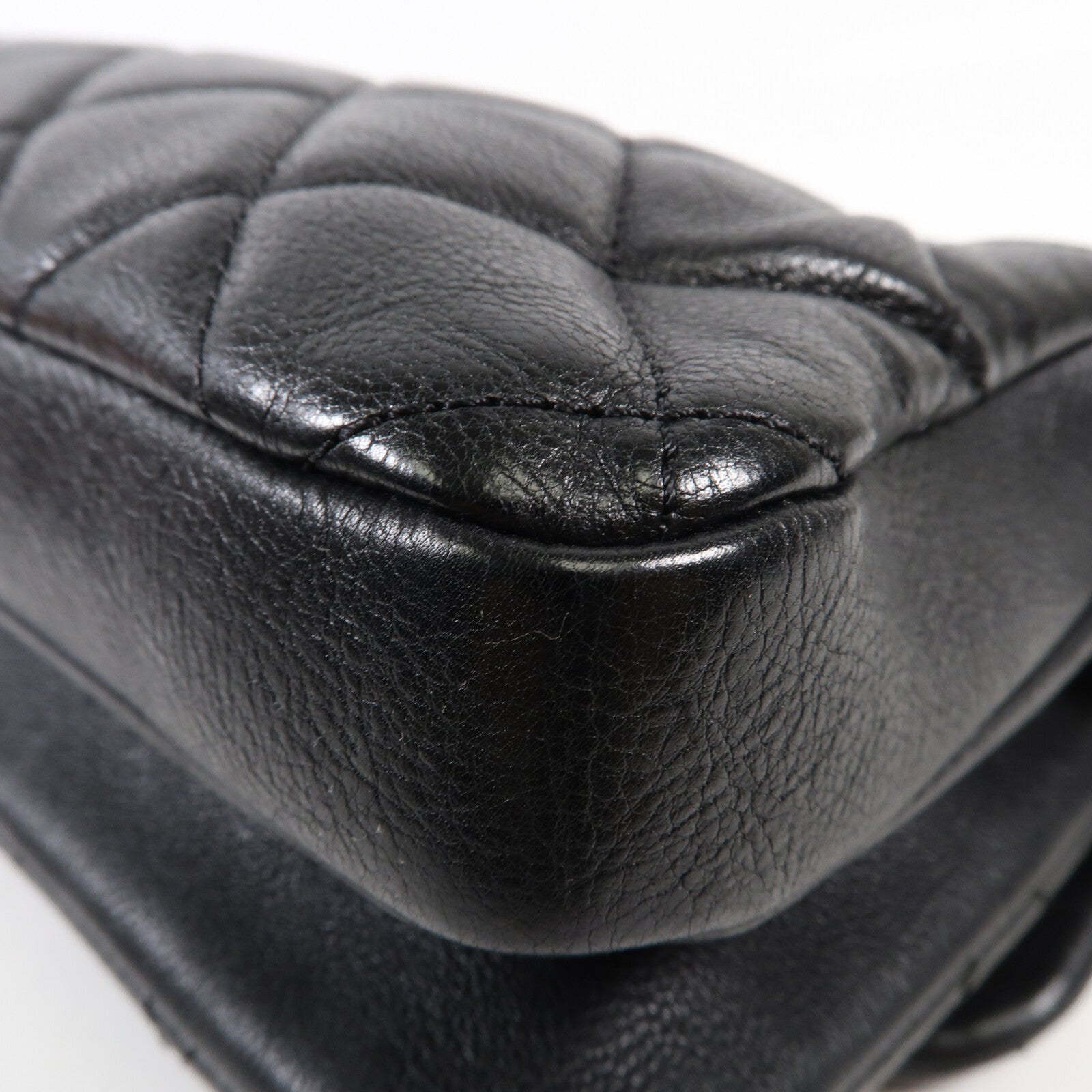 CHANEL 牛皮皮革Chain Shoulder金扣鏈帶肩背袋