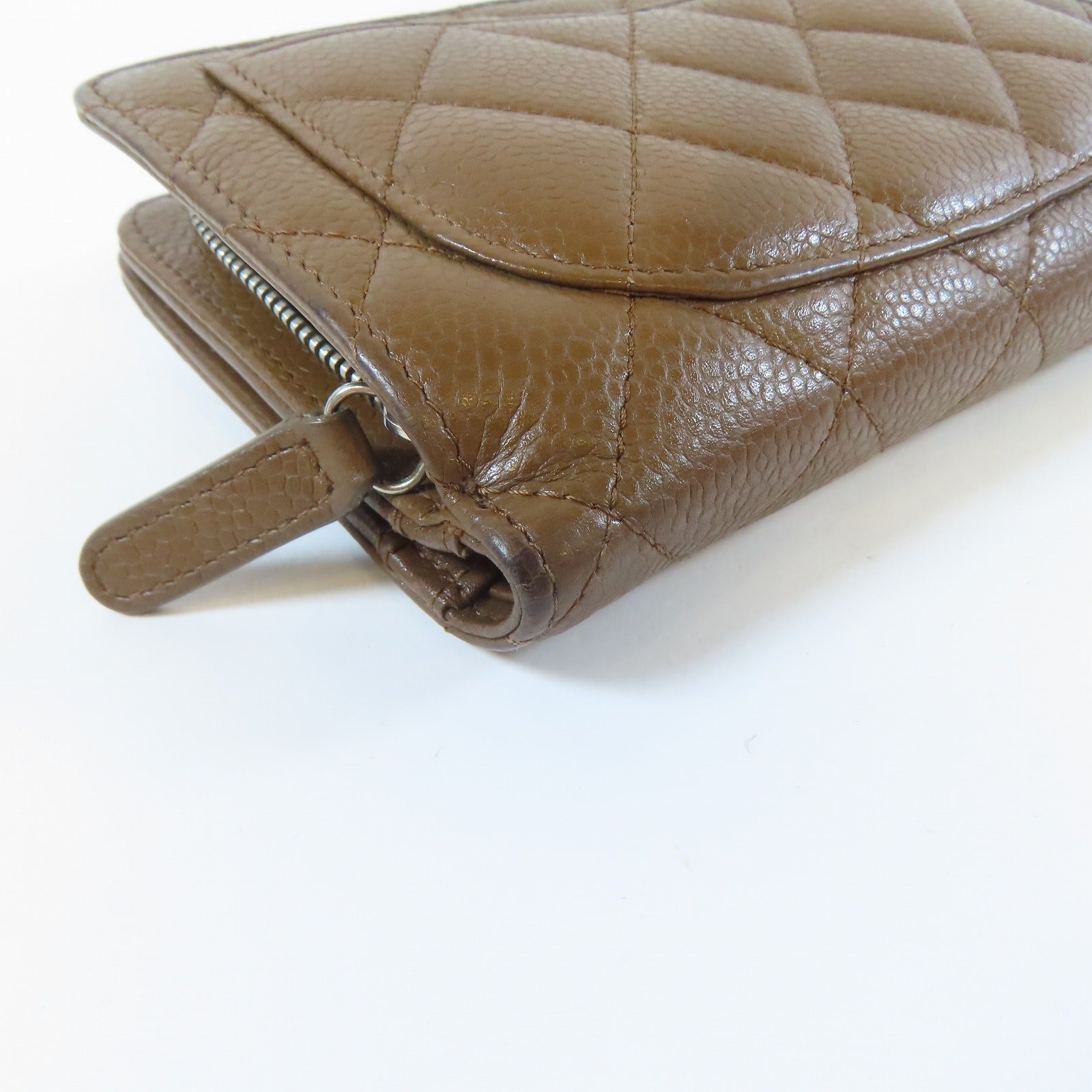 CHANEL 菱格Caviar皮革Bifold Wallet銀扣錢包啡色