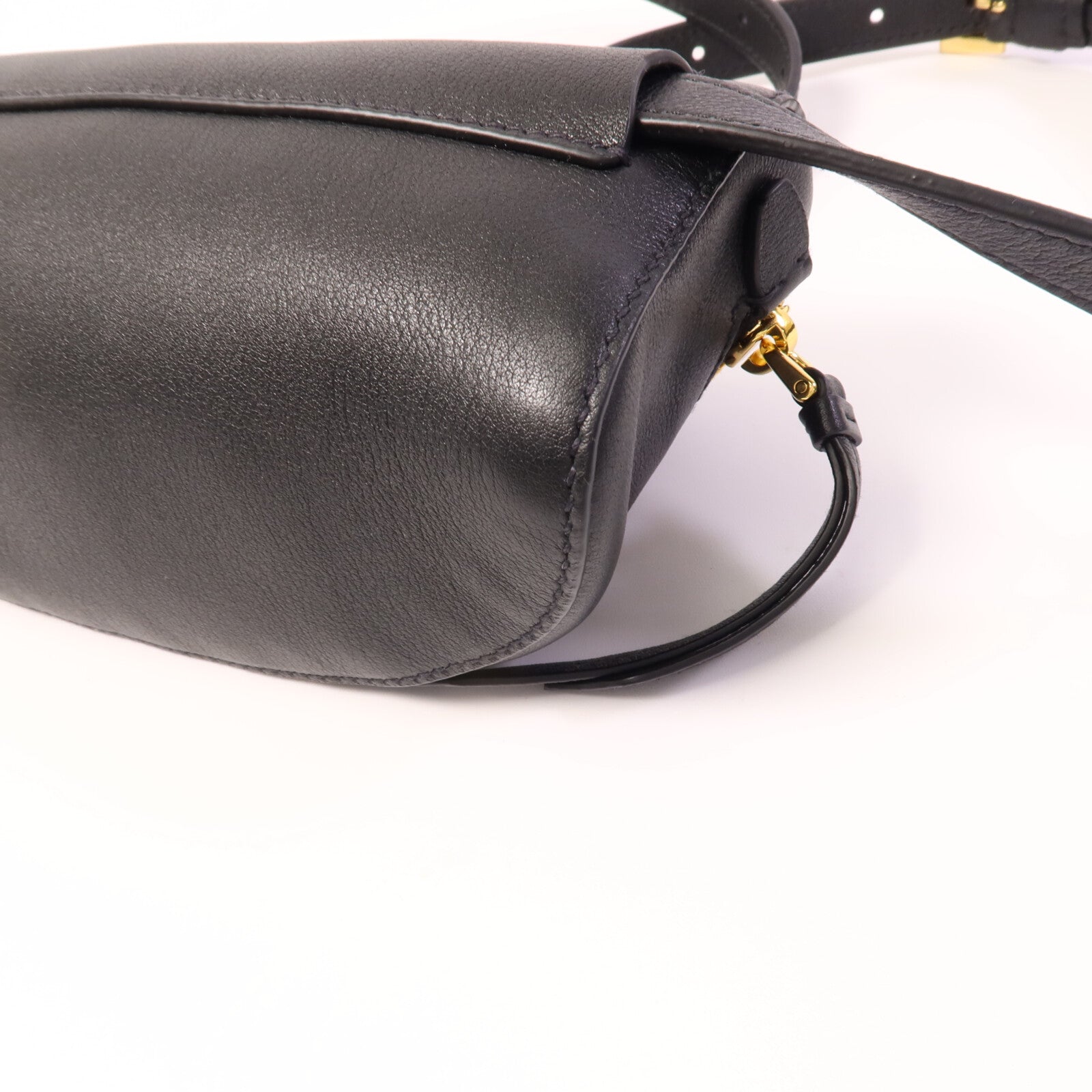 PRADA 牛皮皮革Waist Bag腰包