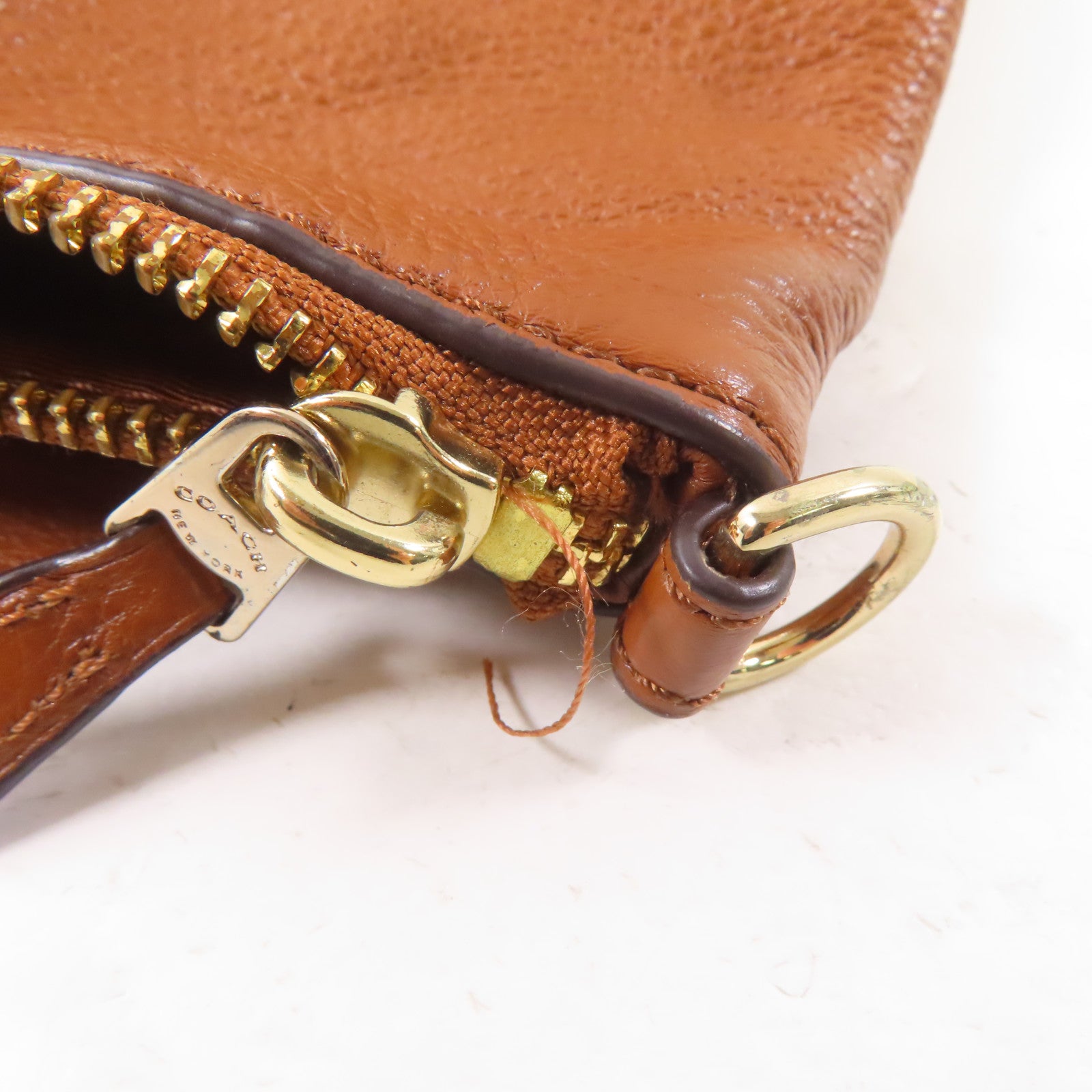 COACH 牛皮皮革Shoulder Bag金扣肩背袋棕色
