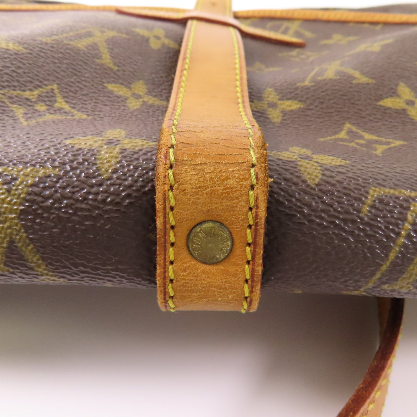 LOUIS VUITTON Monogram Saumur 30金扣肩背袋