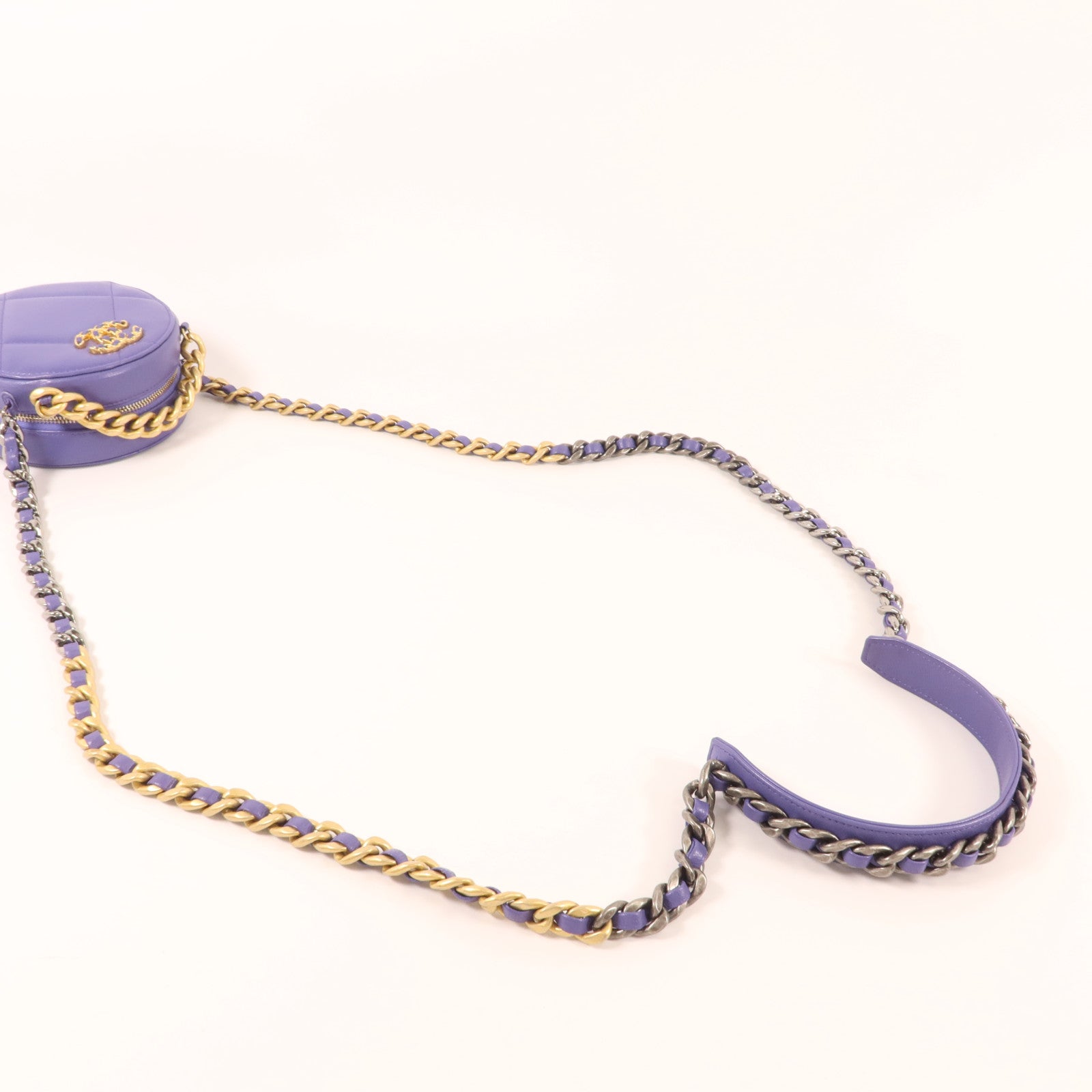 CHANEL 羊皮皮革Chanel 19 Round Clutch With Chain鏈帶肩背袋
