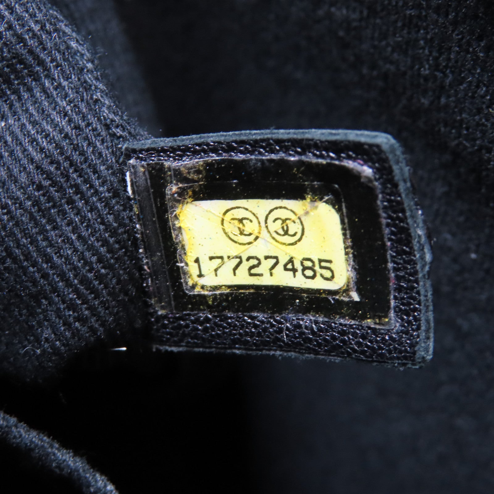 CHANEL 菱格牛皮皮革Chain Shoulder Bag銀扣鏈帶肩背袋黑色