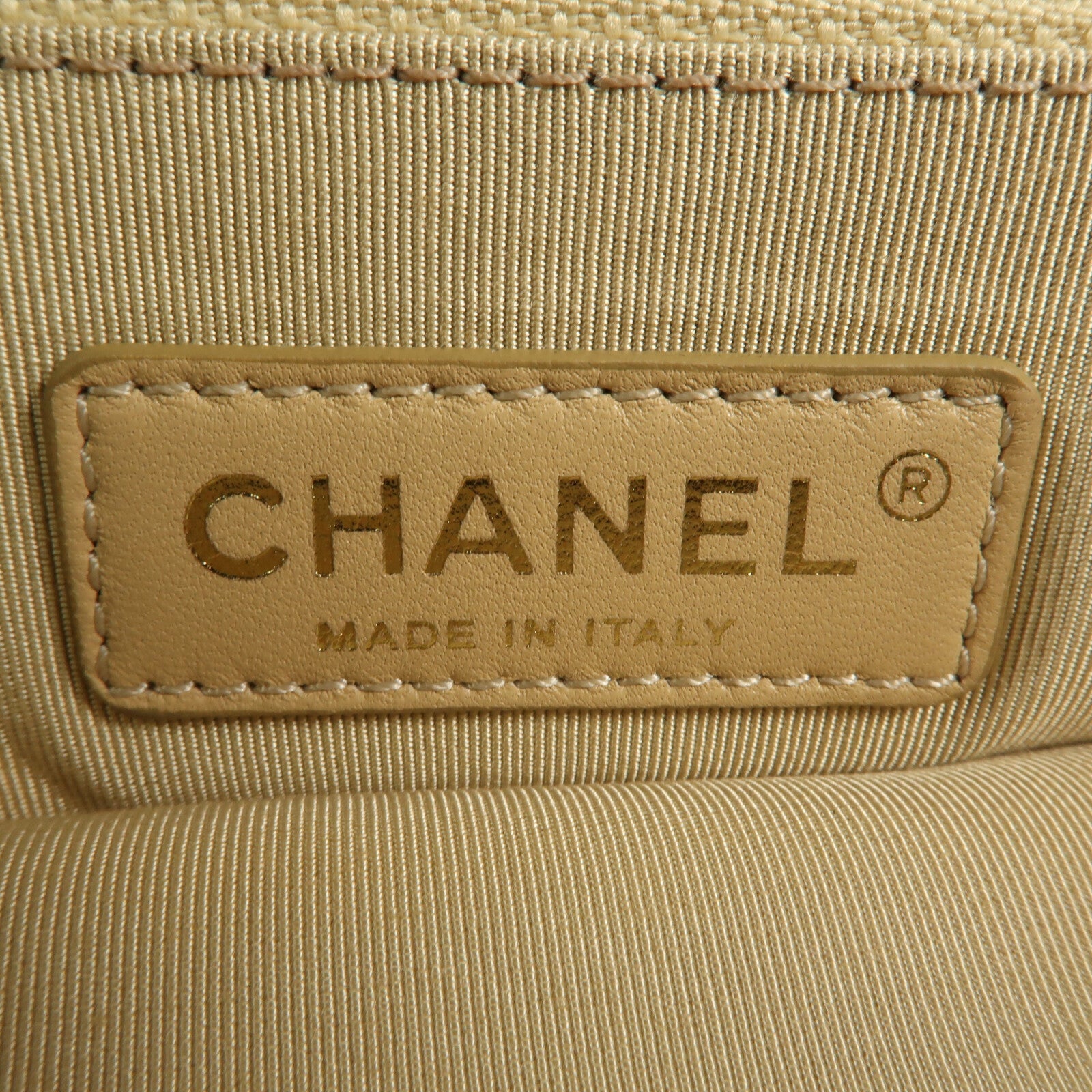 CHANEL 牛皮皮革Chain Shoulder金扣鏈帶肩背袋
