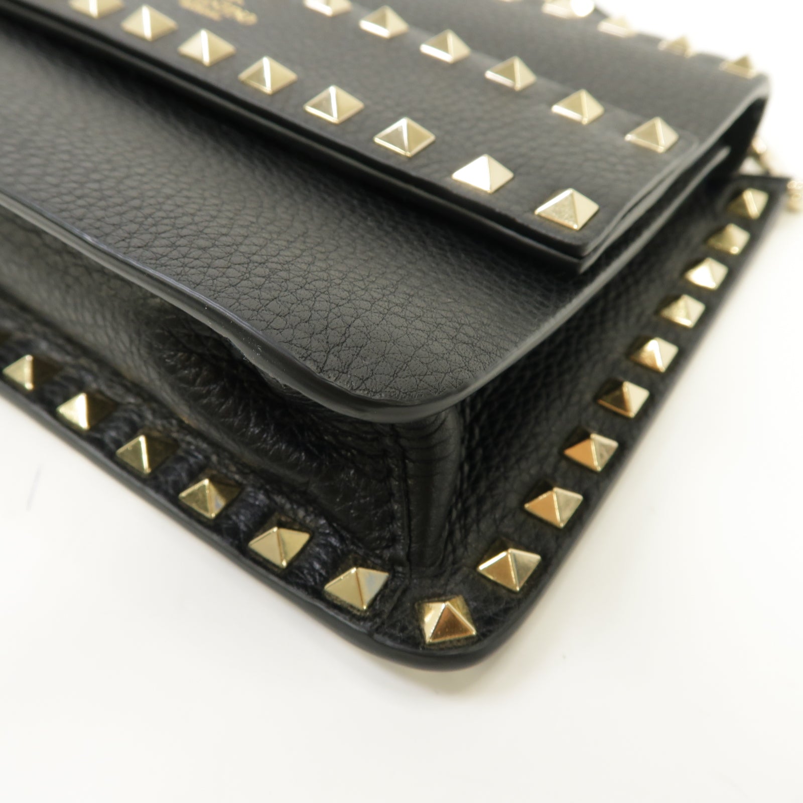 Valentino 牛皮皮革Garavani Rockstud金扣肩背袋黑色