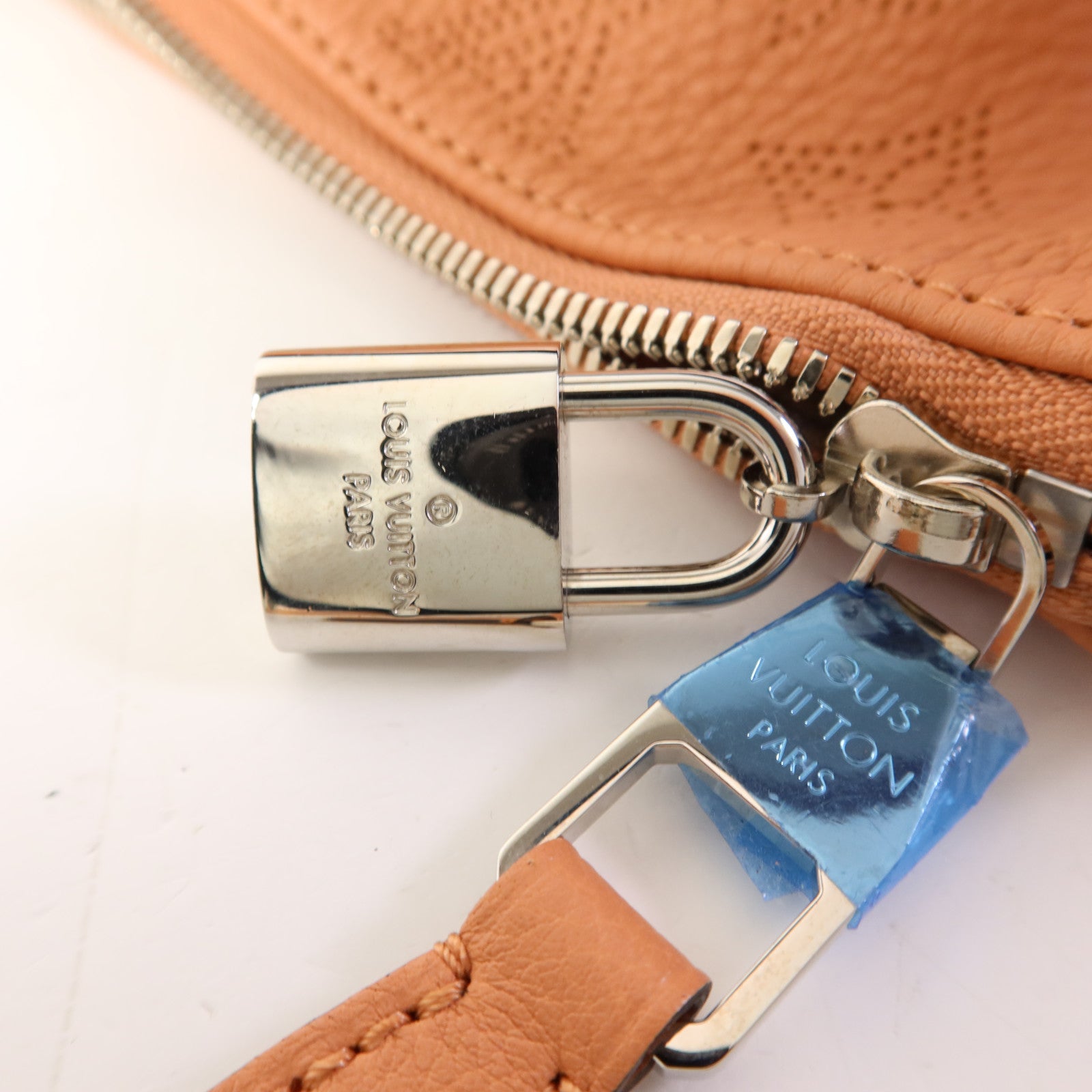 LOUIS VUITTON 牛皮皮革Selene銀扣手挽肩背兩用袋