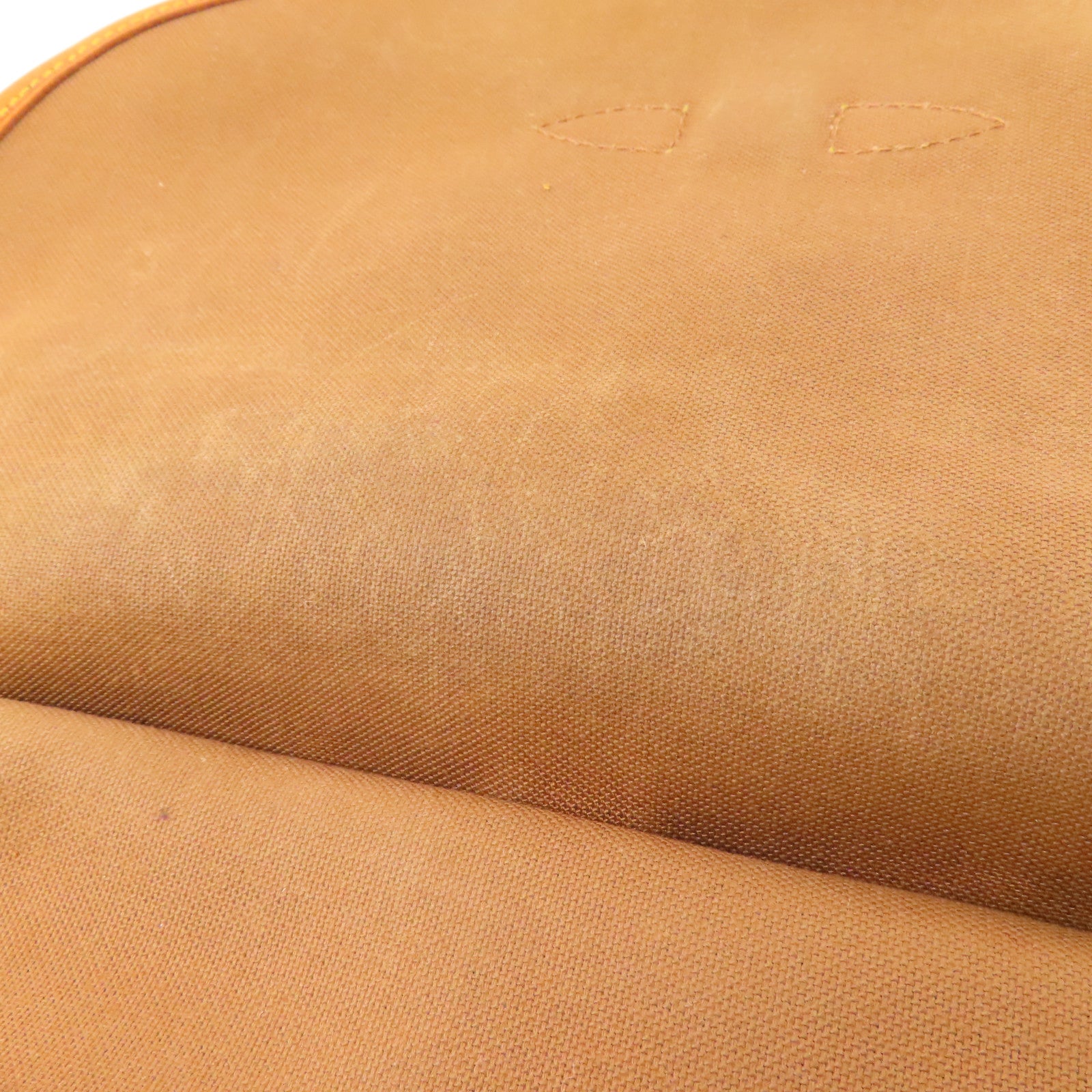 LOUIS VUITTON Monogram Saumur 30金扣肩背袋