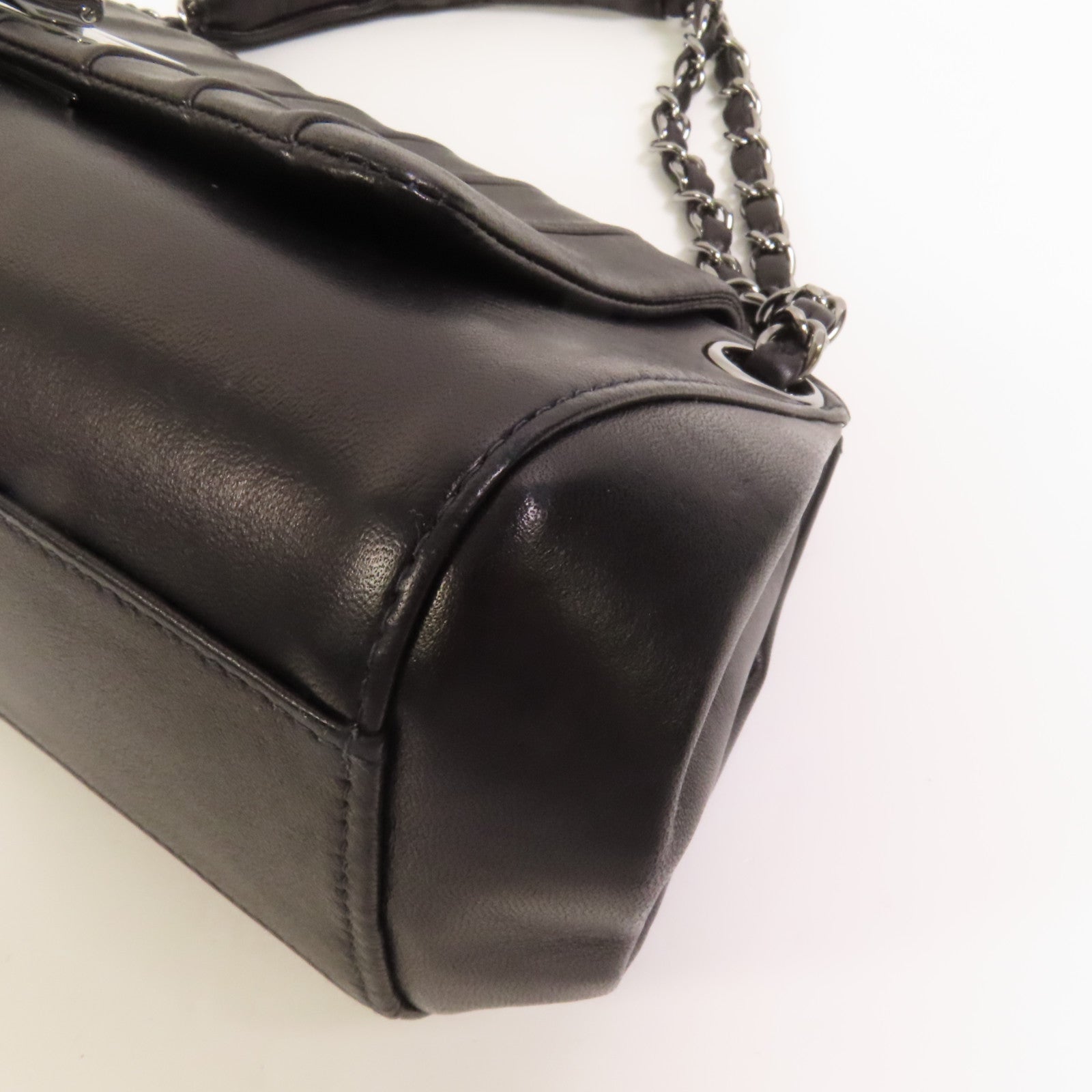 CHANEL 羊皮皮革Shoulder Bag銀扣鏈帶肩背袋