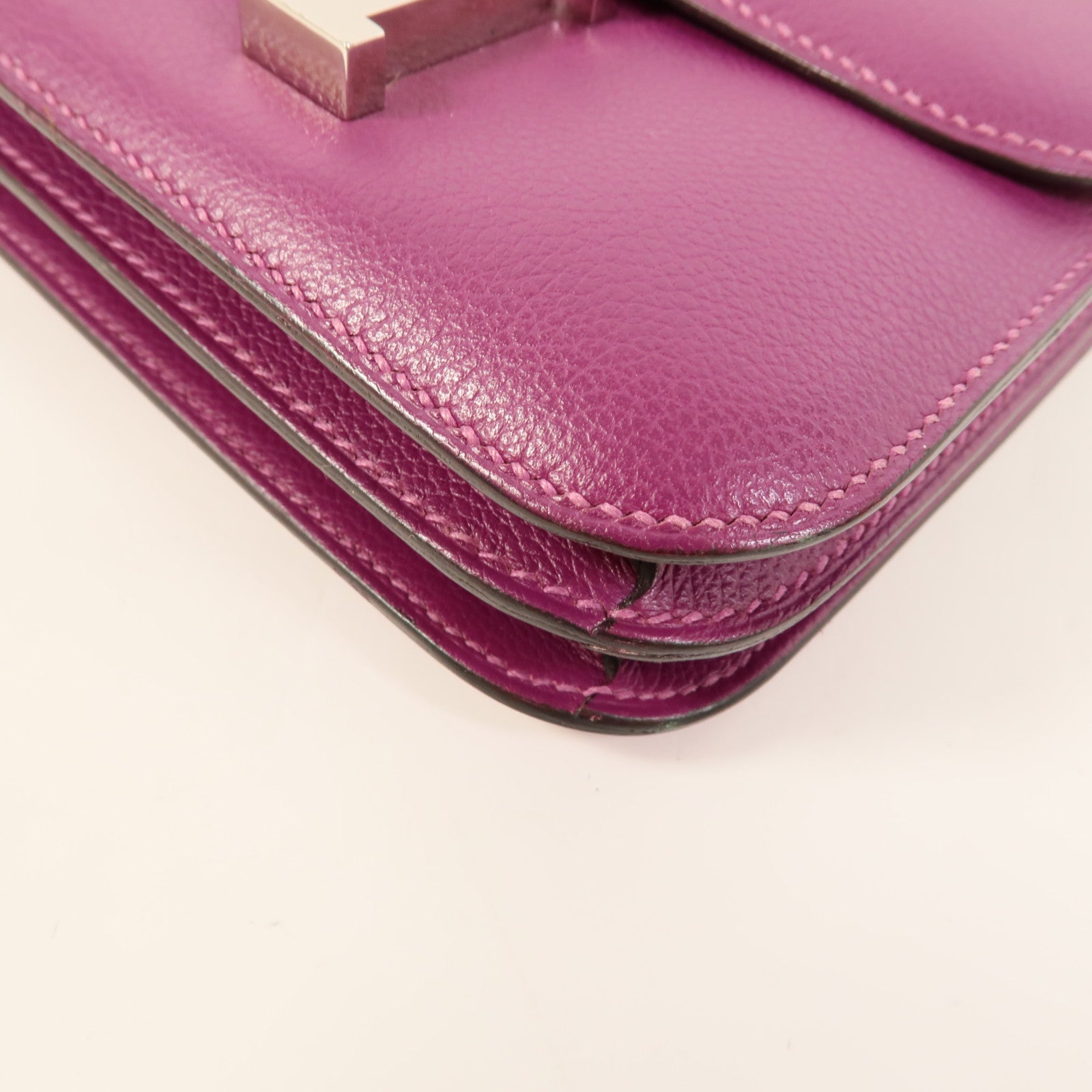 HERMES Evercolor皮革Constance Mini肩背袋Anemone