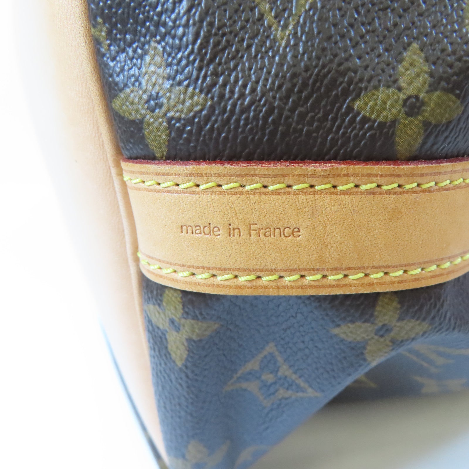 LOUIS VUITTON Monogram Petit Noe金扣肩背袋啡色