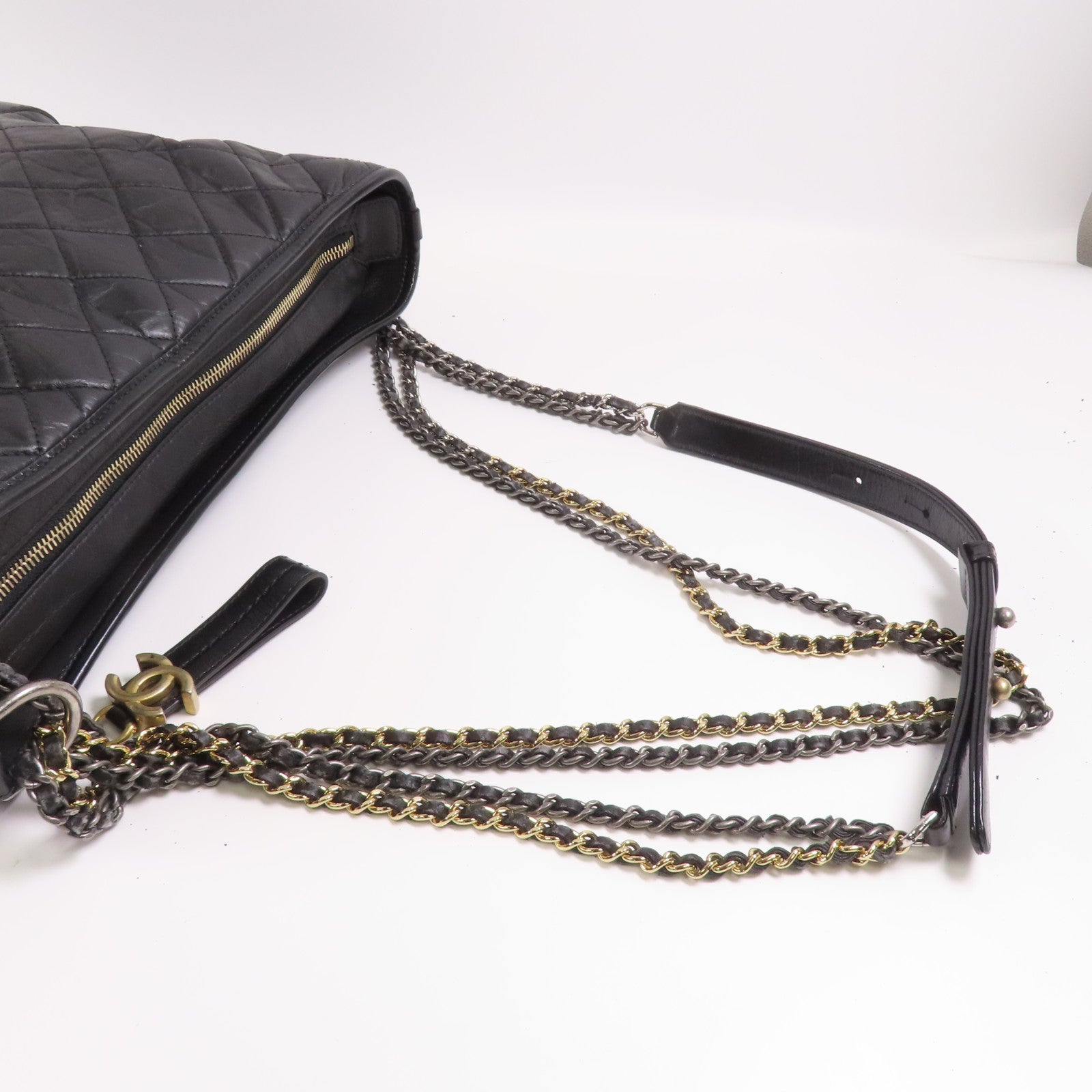 CHANEL CC Gabrielle Chain Shoulder Bag Calfskin Leather Black