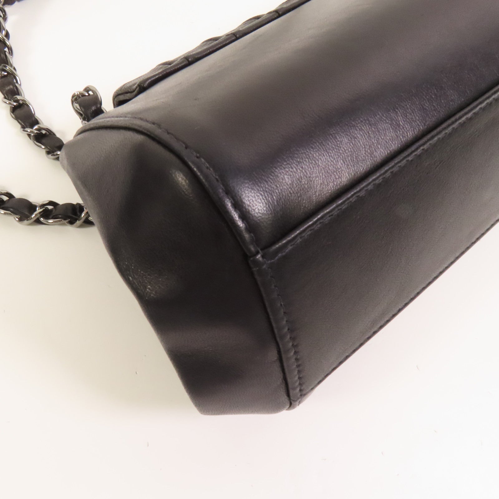 CHANEL 羊皮皮革Shoulder Bag銀扣鏈帶肩背袋