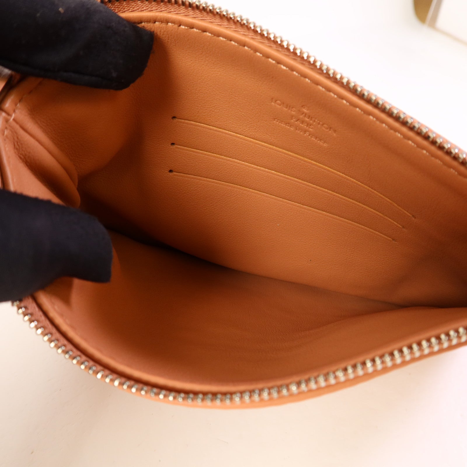 LOUIS VUITTON 牛皮皮革Selene銀扣手挽肩背兩用袋