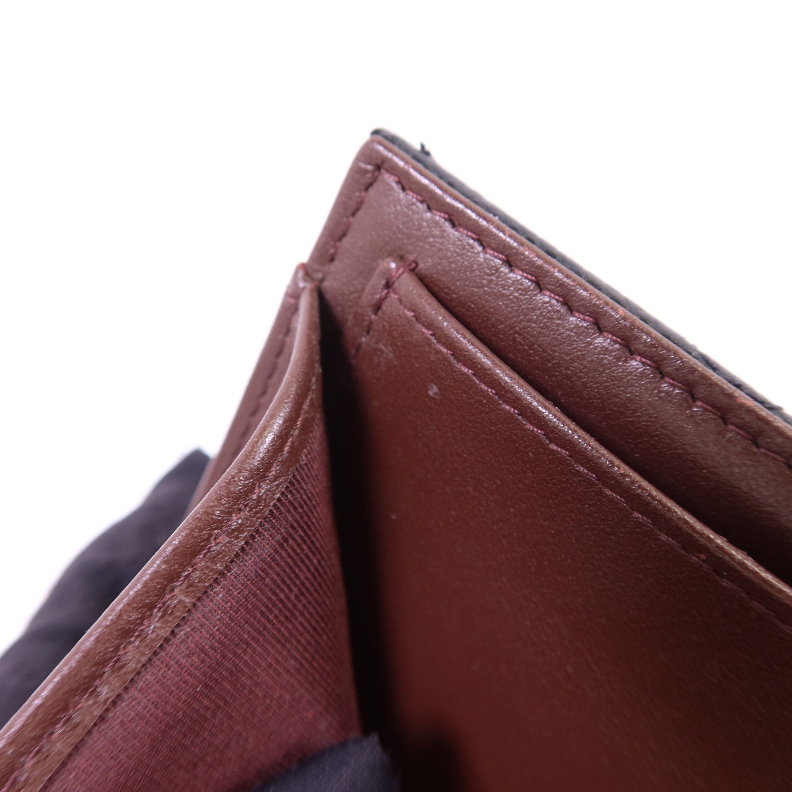 CHANEL 牛皮皮革Trifold Wallet金扣錢包