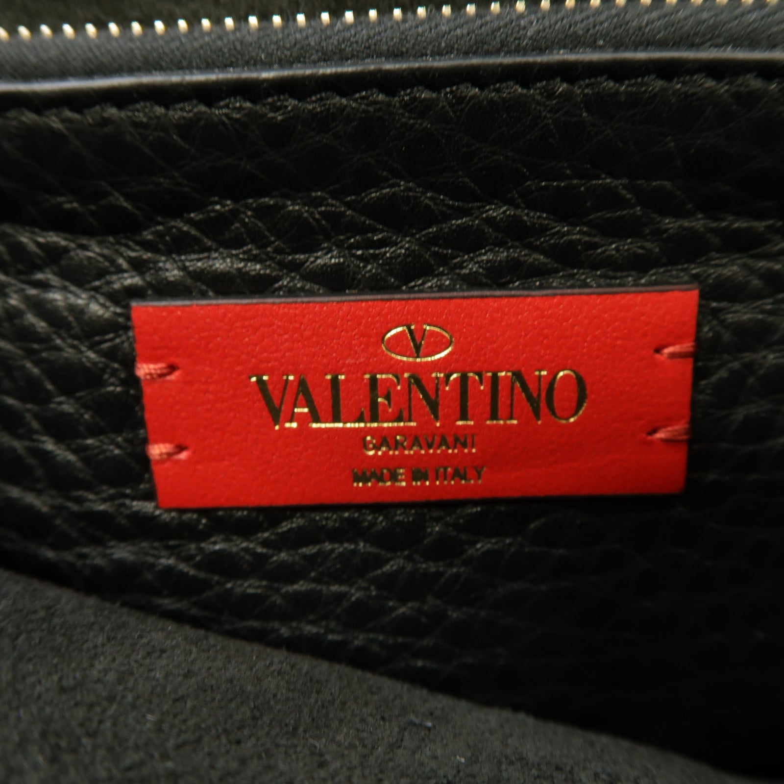 Valentino 牛皮皮革Garavani Rockstud金扣肩背袋黑色