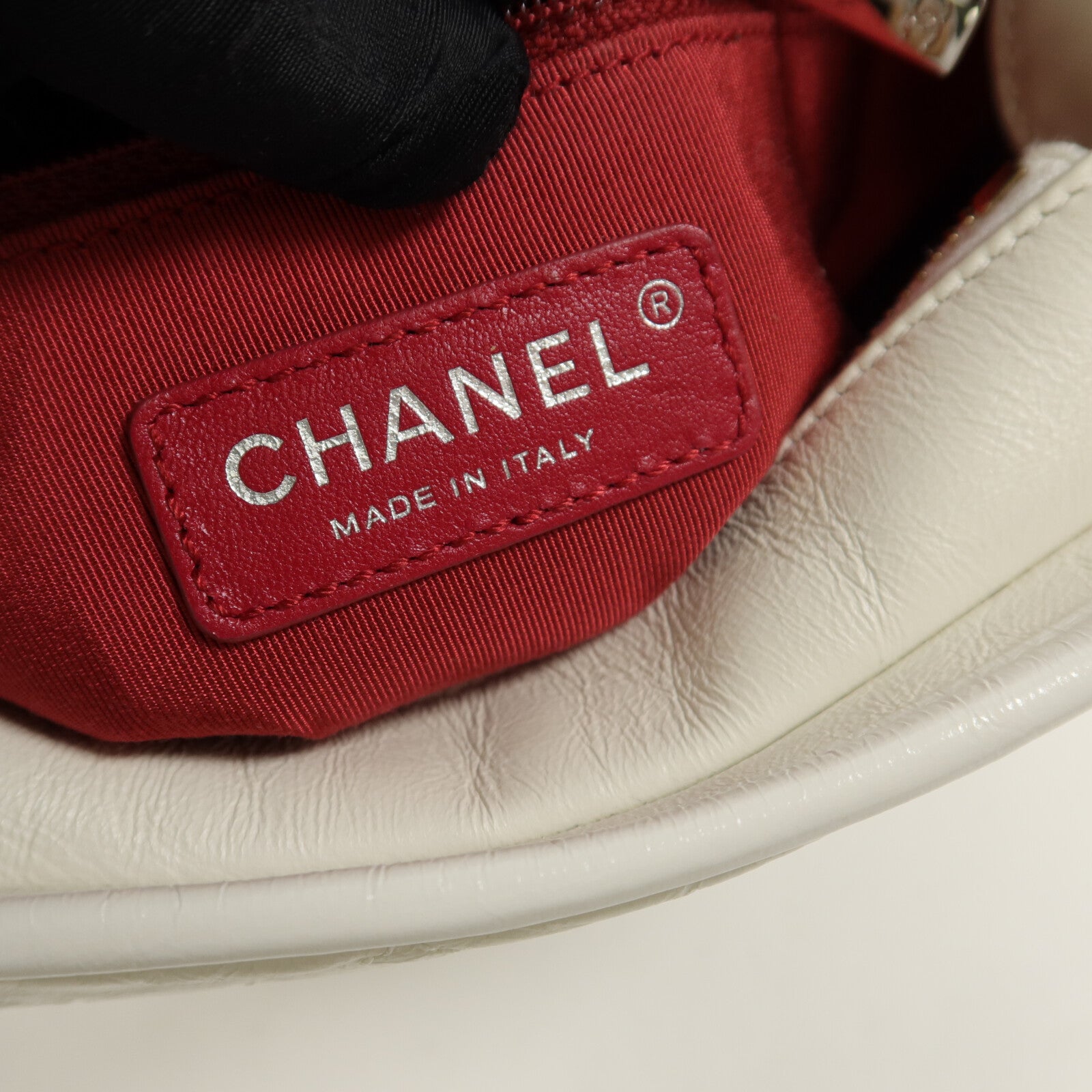 CHANEL 牛皮皮革Gabrielle Small鏈帶肩背袋