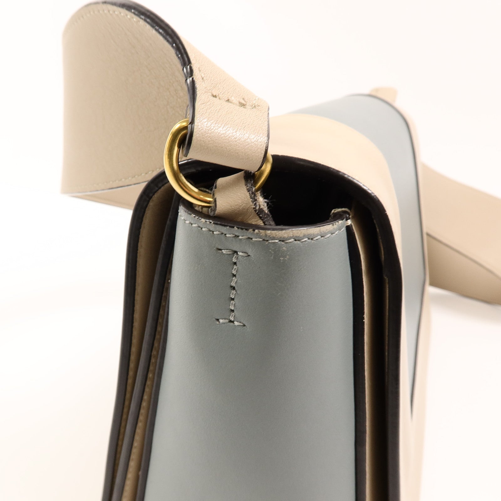 CELINE 牛皮皮革Frame Medium肩背袋