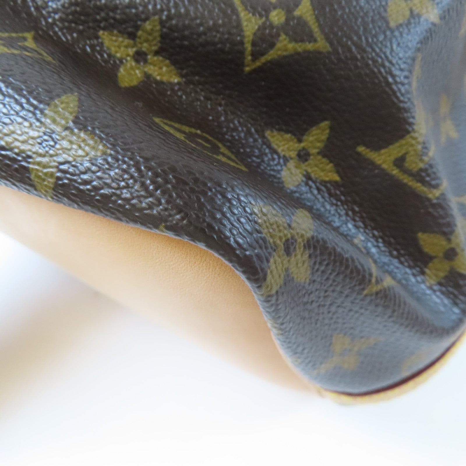 LOUIS VUITTON Monogram Petit Noe金扣肩背袋啡色