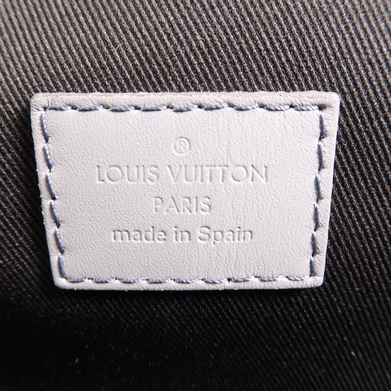 LOUIS VUITTON Damier Infini Campus Rucksack銀扣背包